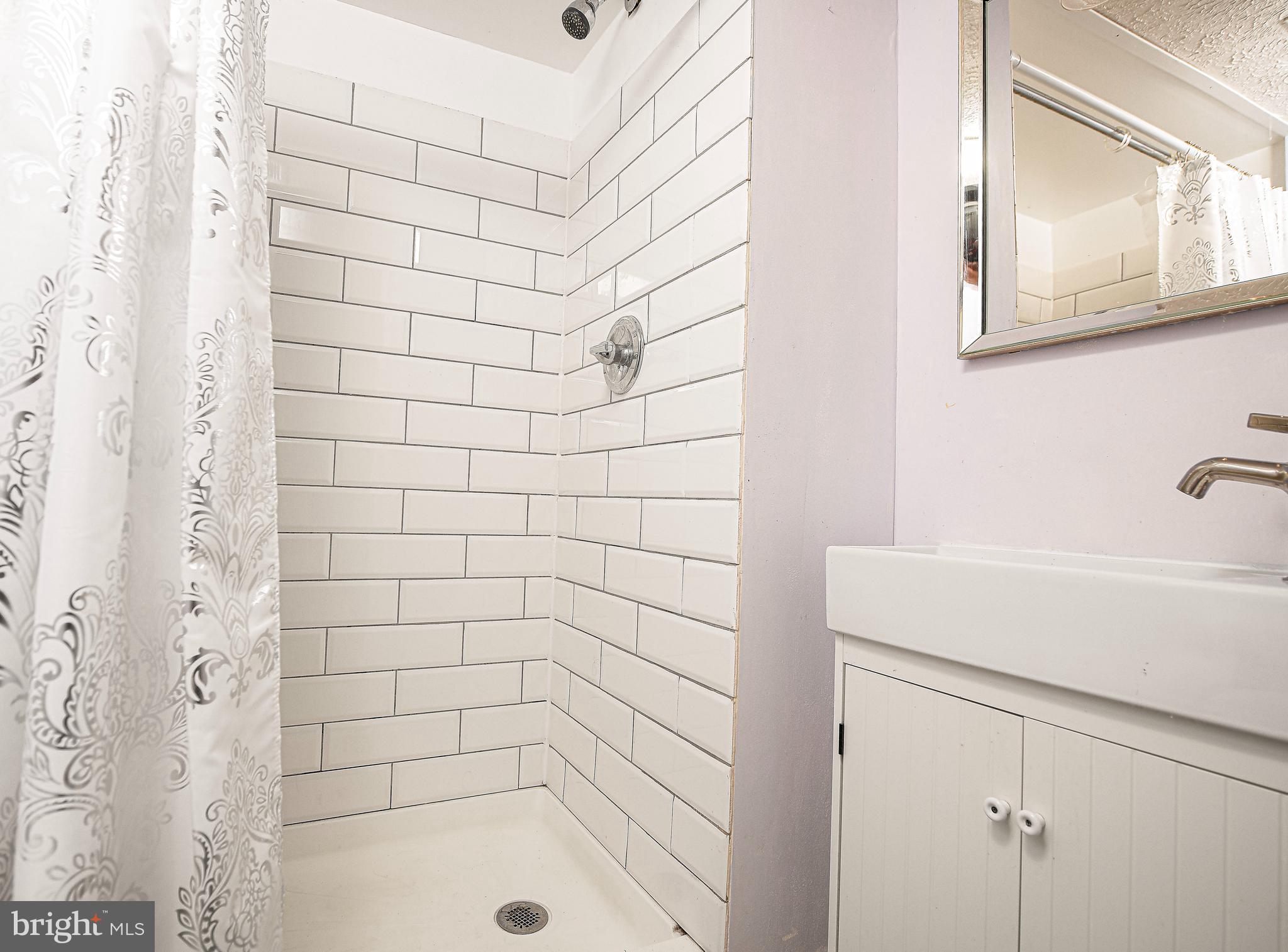 GRACE HARBOUR - Residential