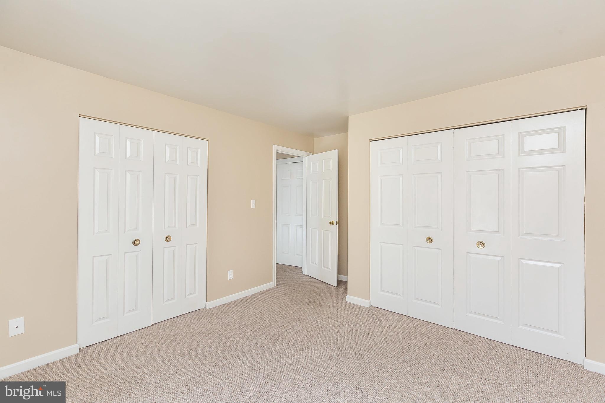 HENRIETTA SQUARE - Residential Lease