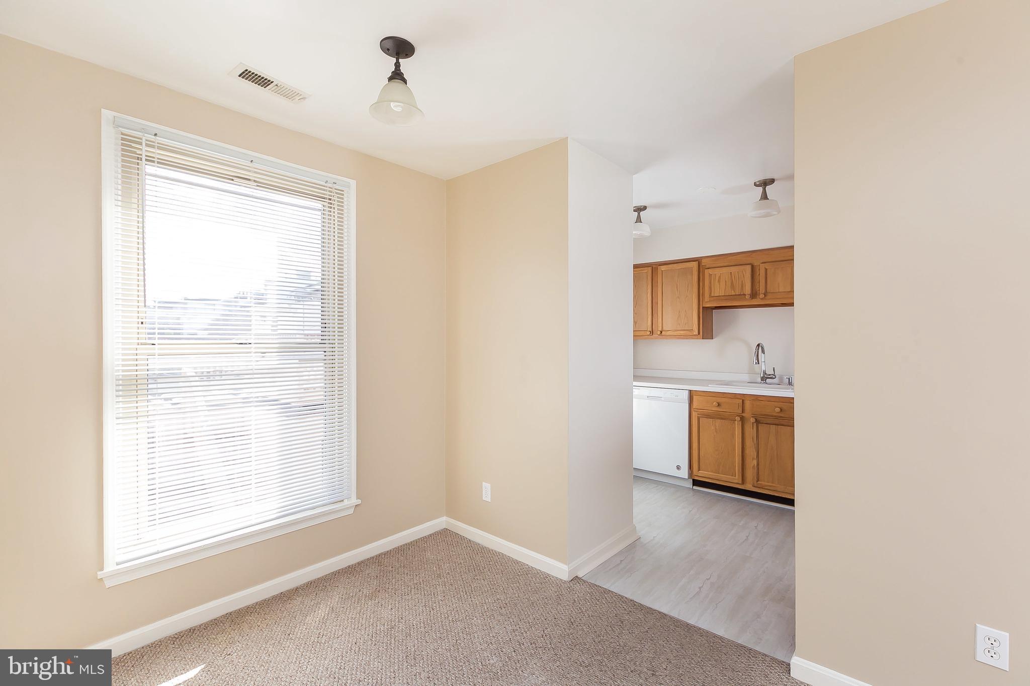 HENRIETTA SQUARE - Residential Lease