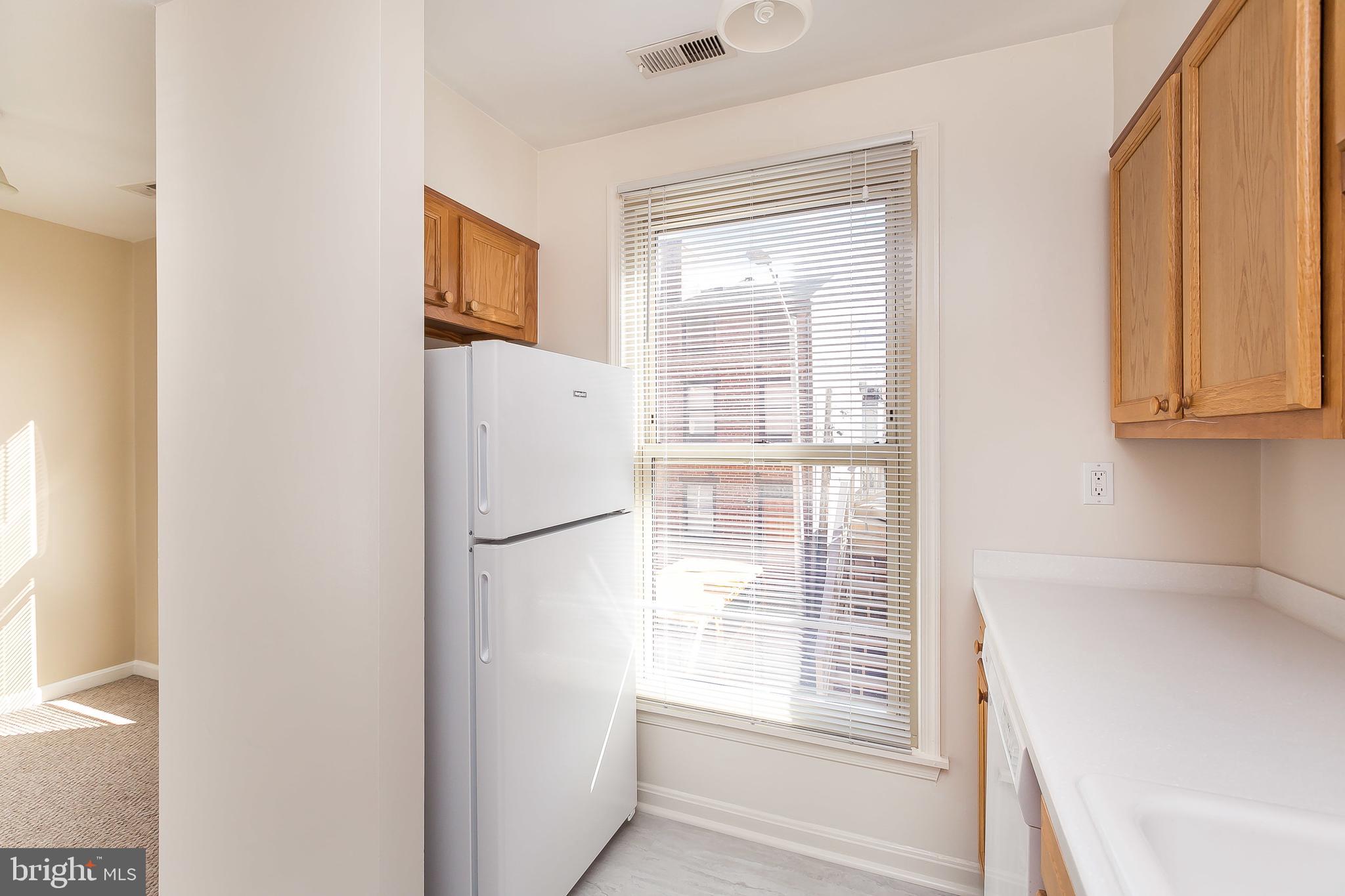 HENRIETTA SQUARE - Residential Lease