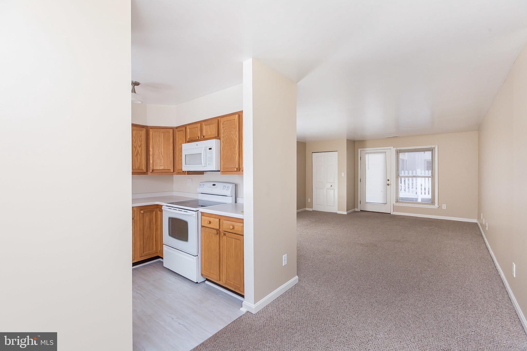 HENRIETTA SQUARE - Residential Lease