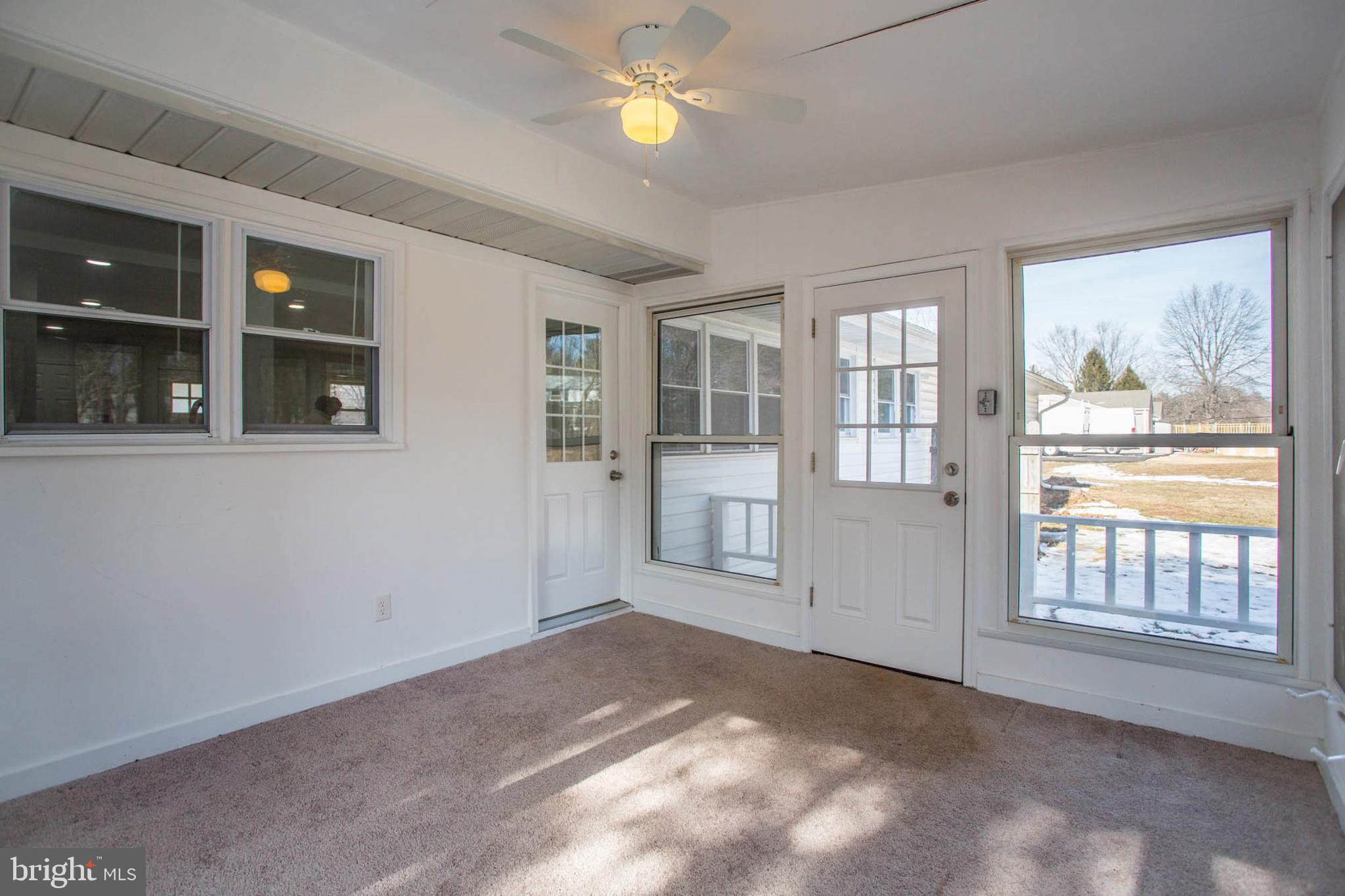 SUNNYBROOK FARMS - Residential