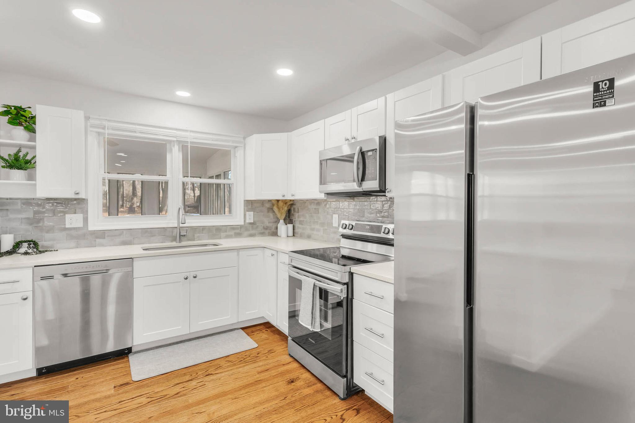 SUNNYBROOK FARMS - Residential