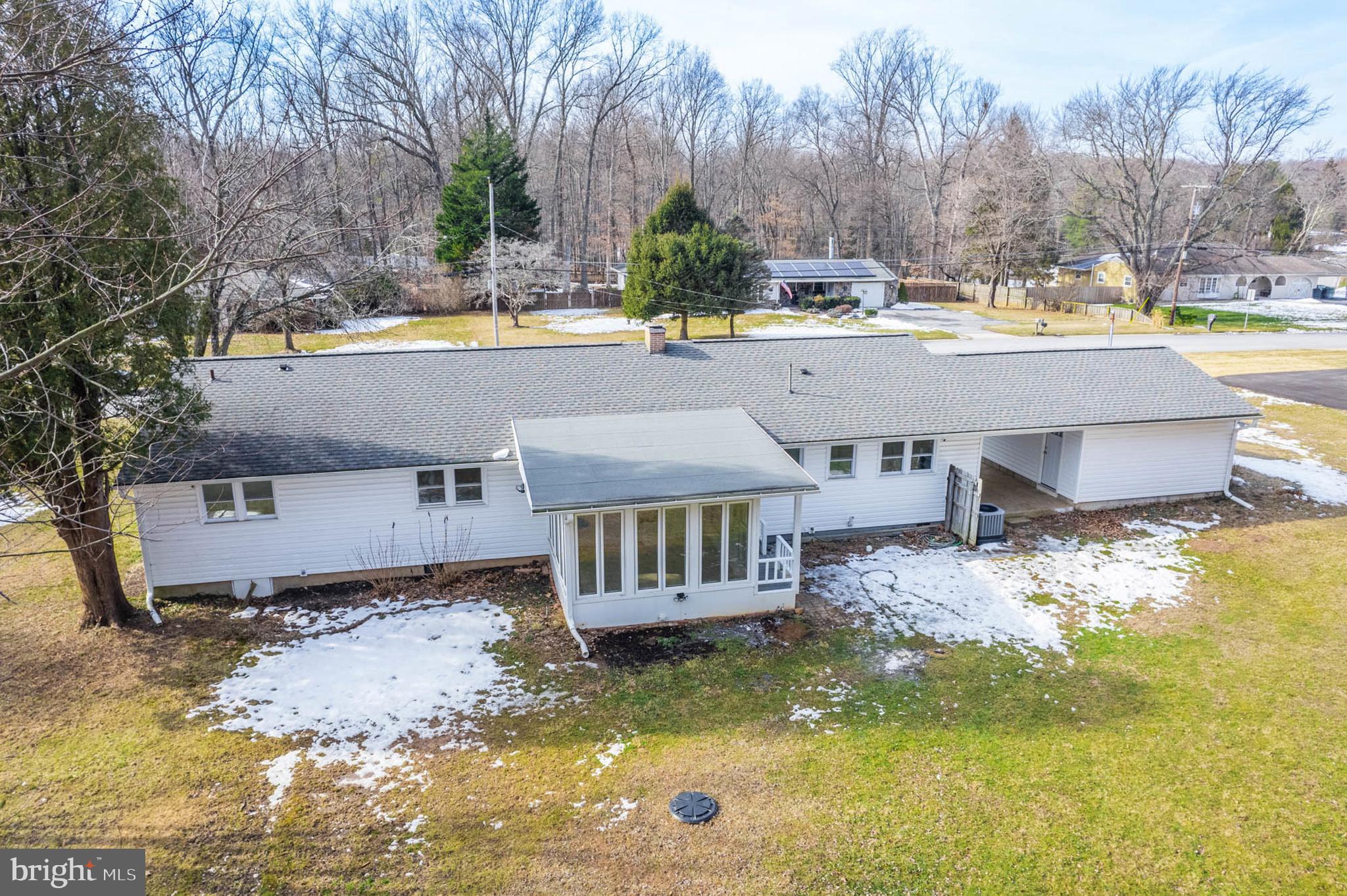 SUNNYBROOK FARMS - Residential