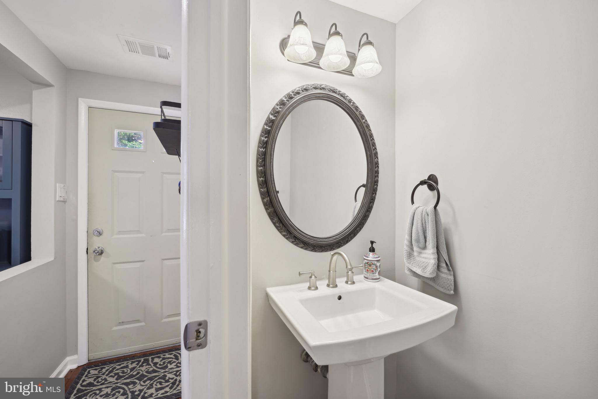 TARTAN VILLAGE - Residential Lease