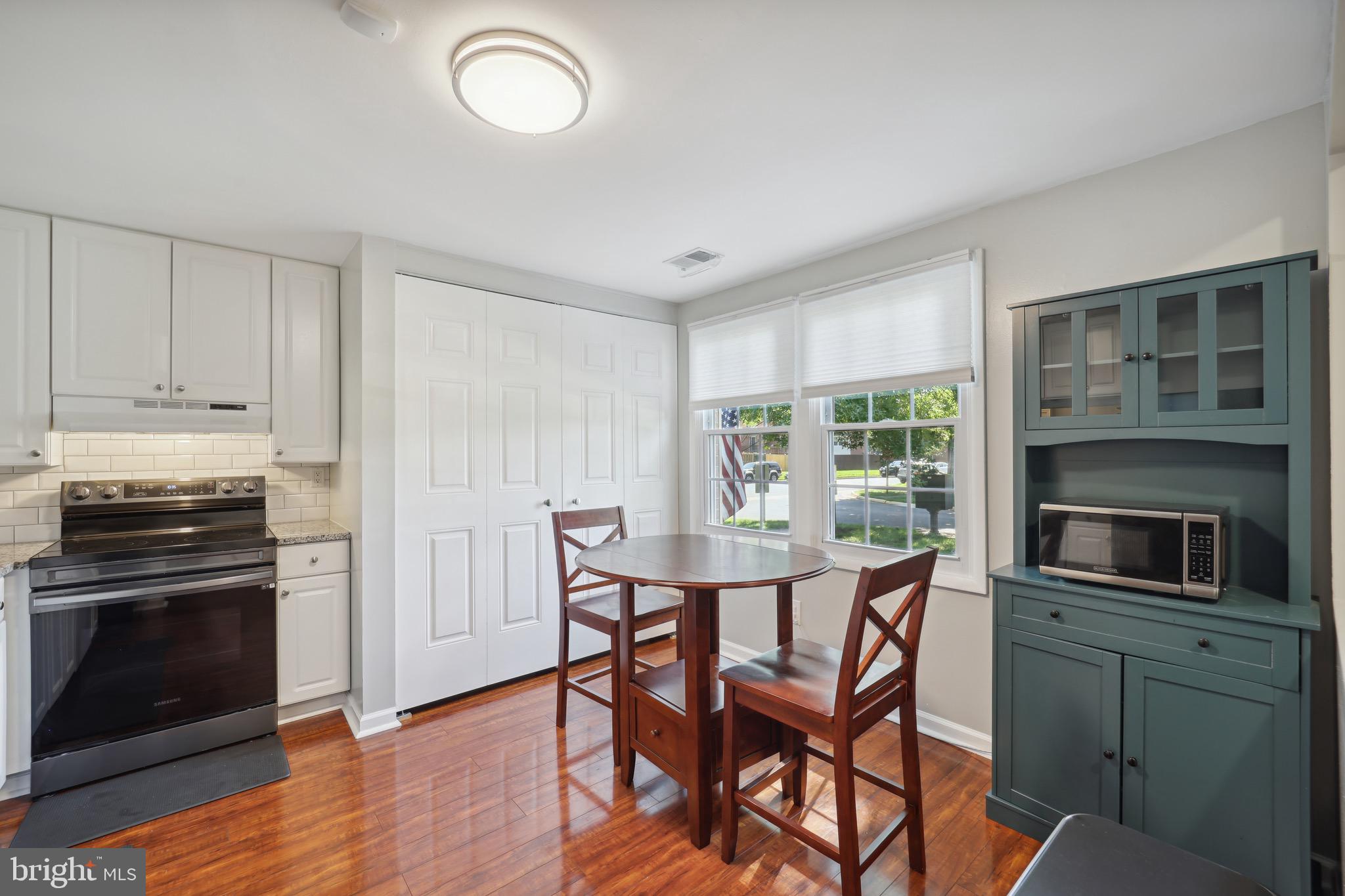 TARTAN VILLAGE - Residential Lease