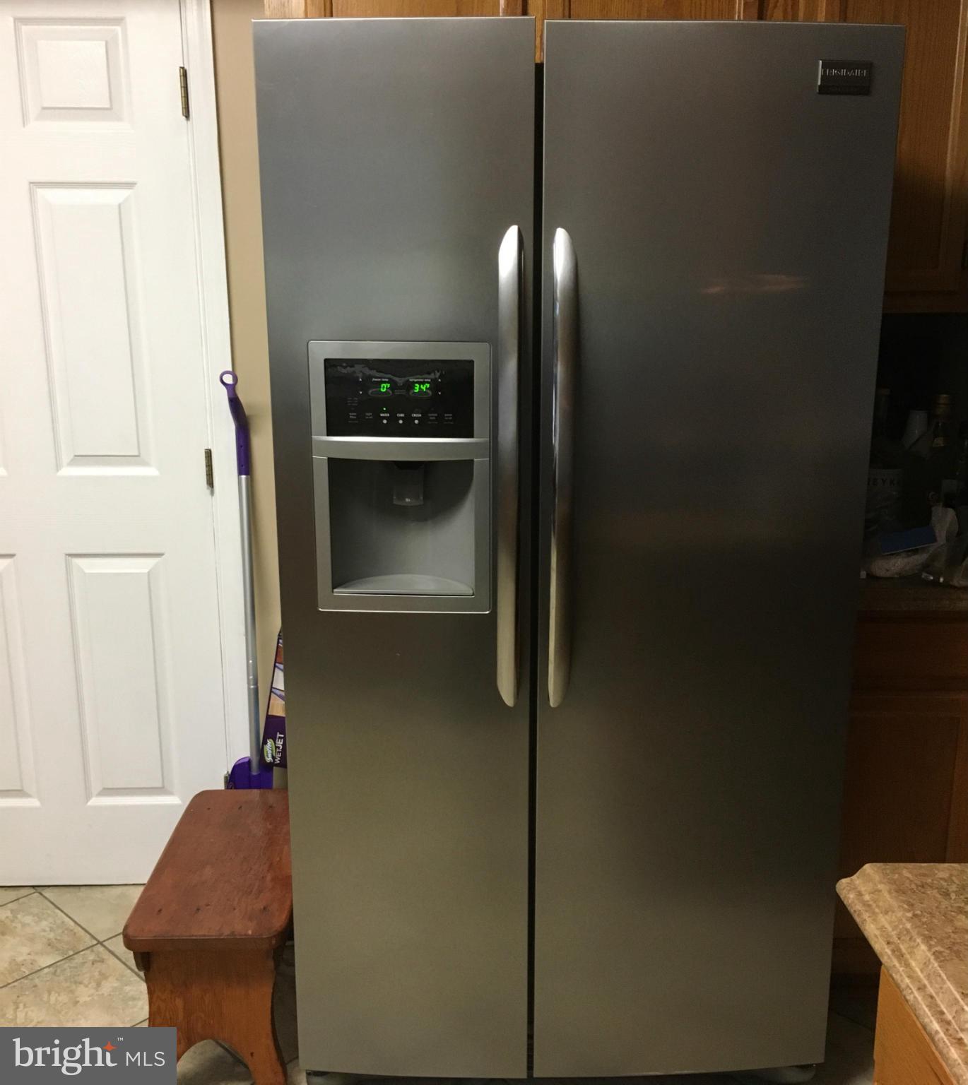 VISTA ESTATES EAST - Residential