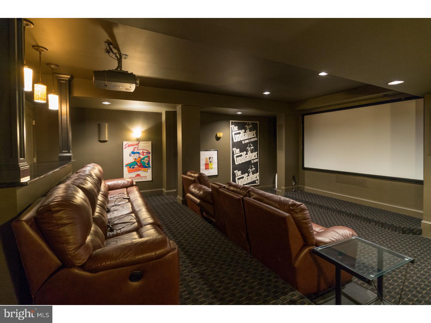 DUTCHESS FARM ESTS - Residential