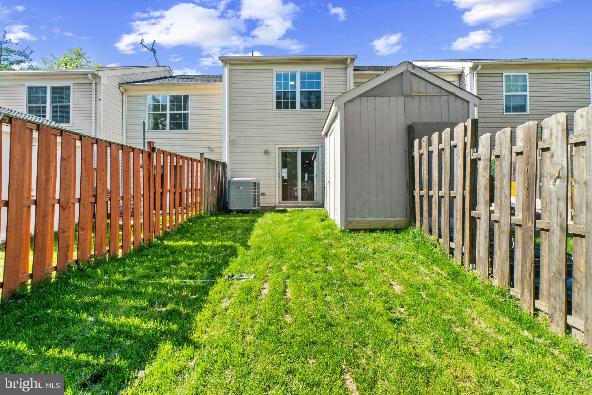 CLOVERLEAF TOWNHOUSES - Residential