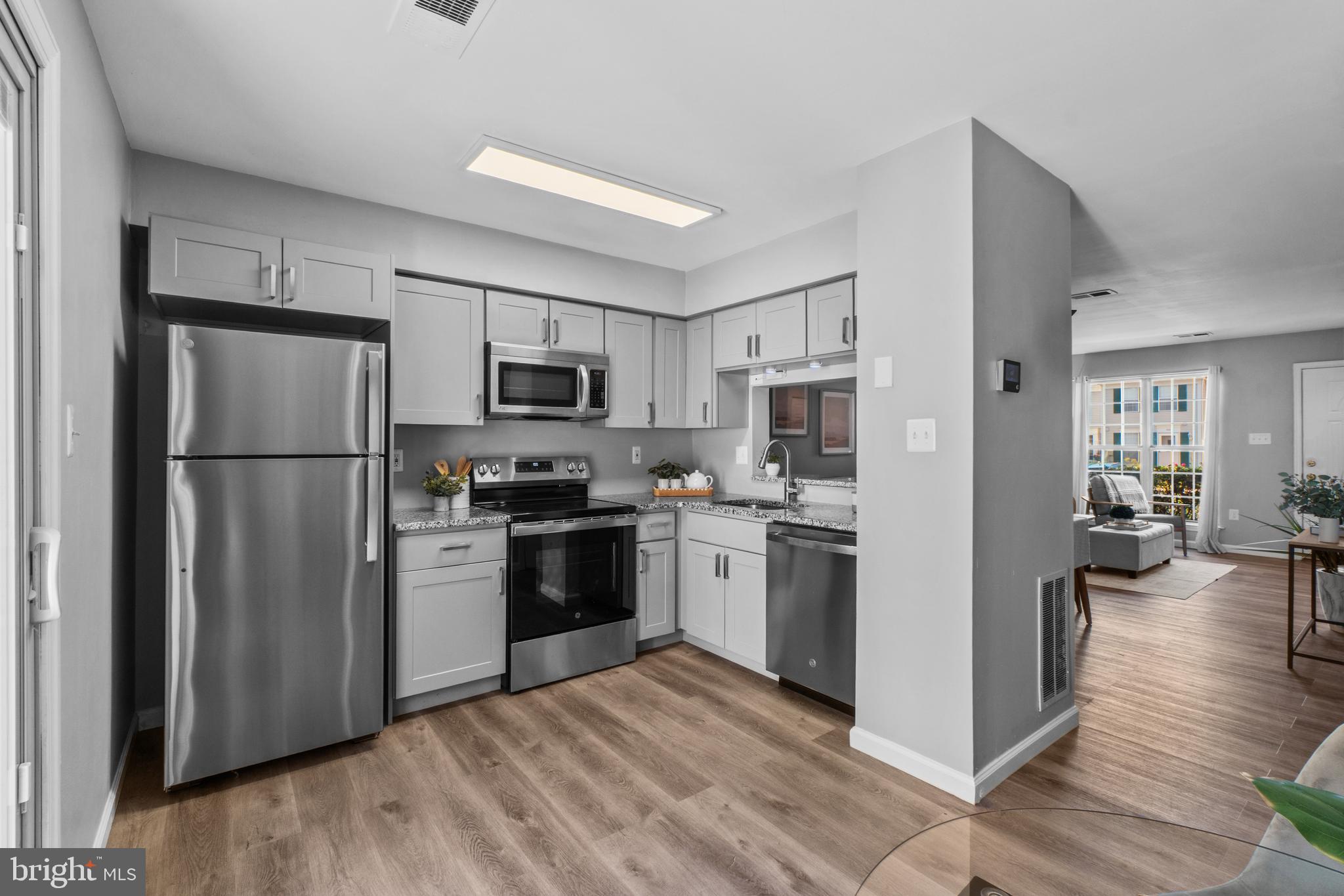 CLOVERLEAF TOWNHOUSES - Residential