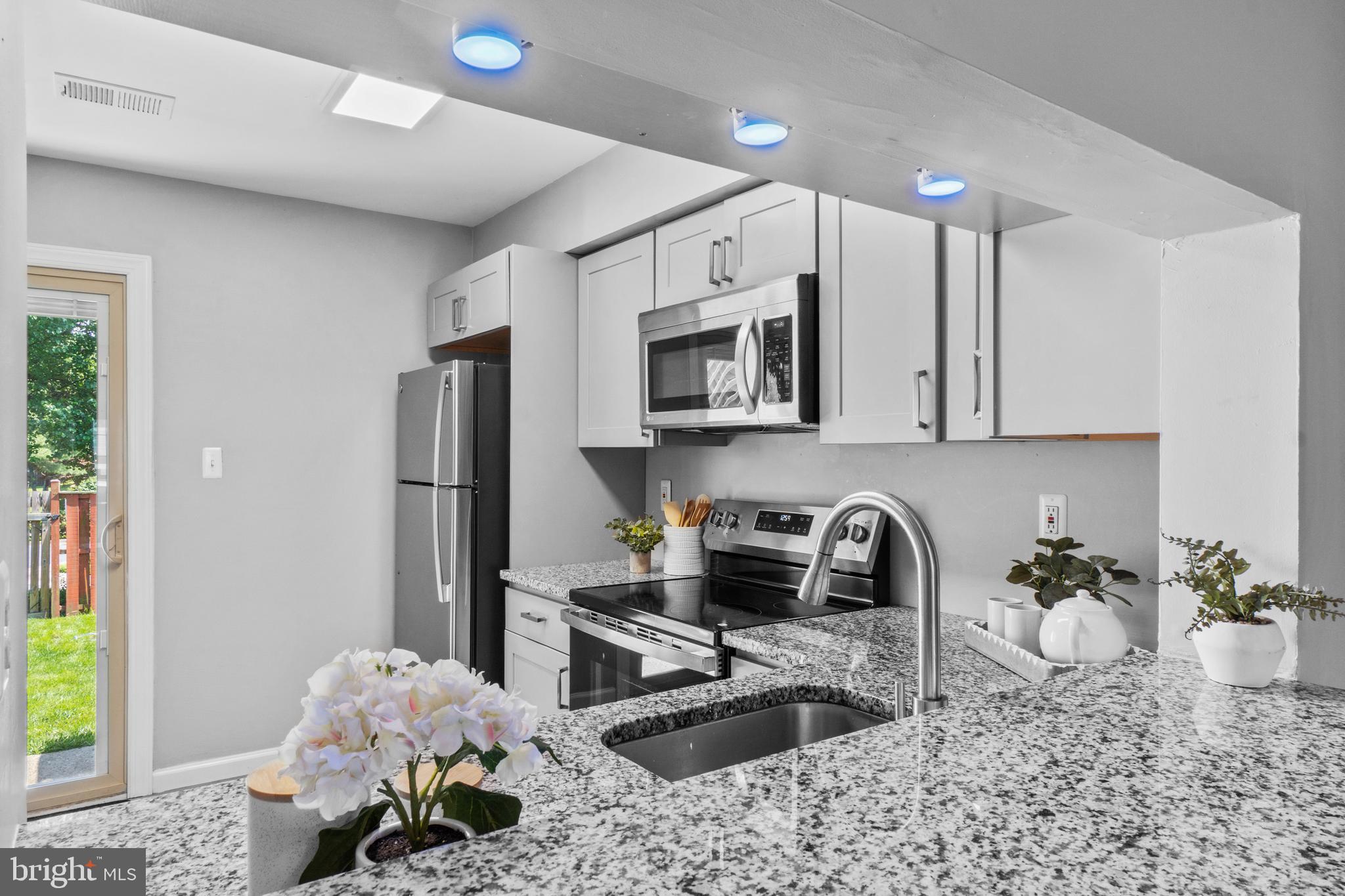 CLOVERLEAF TOWNHOUSES - Residential