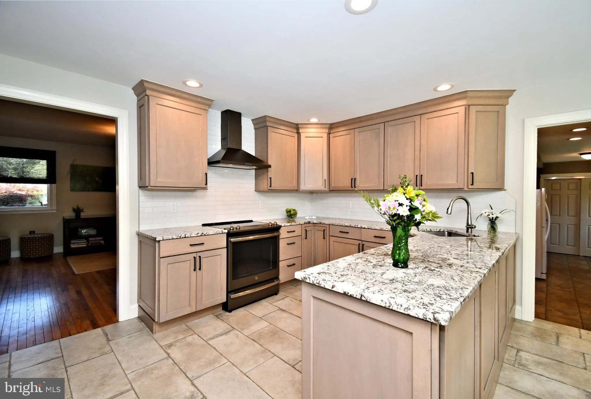 Harleysville, Pennsylvania 19438, United States, 4 Bedrooms Bedrooms, ,3 BathroomsBathrooms,Residential,Coming Soon,204358