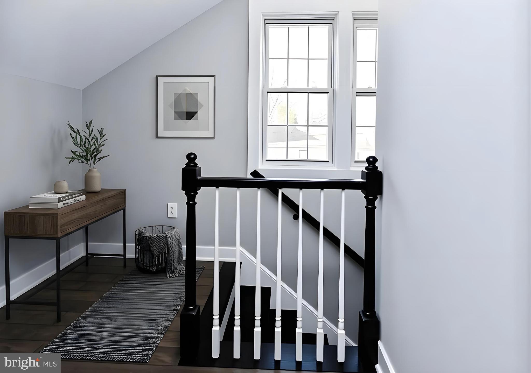 WOODLAND BEACH - Residential