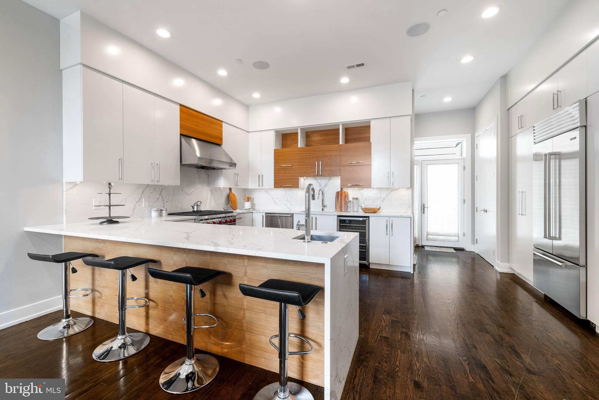 SOCIETY HILL - Residential