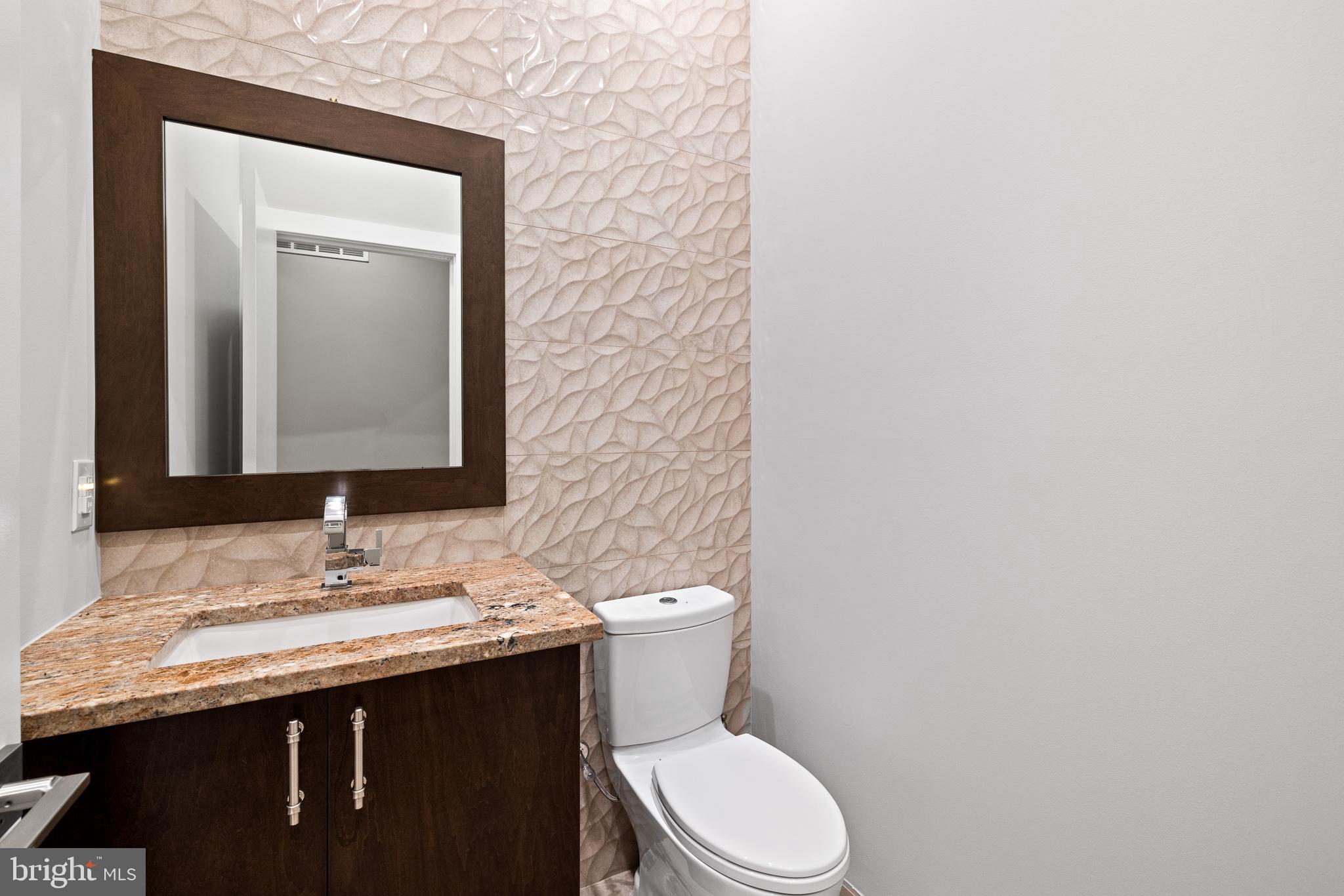 SOCIETY HILL - Residential