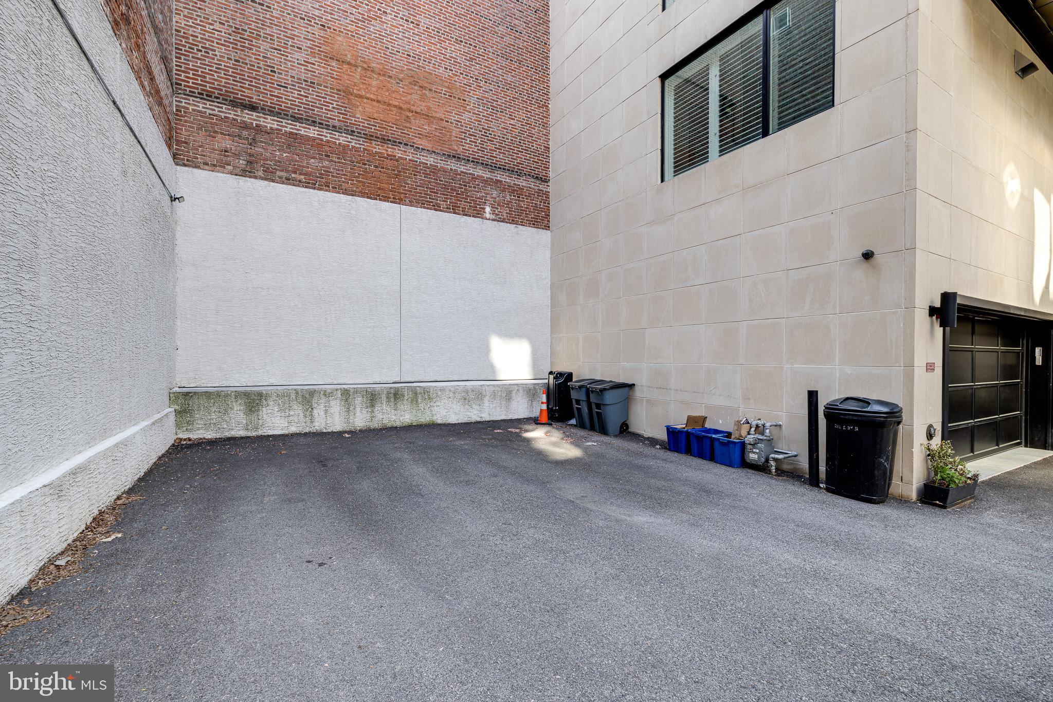 SOCIETY HILL - Residential