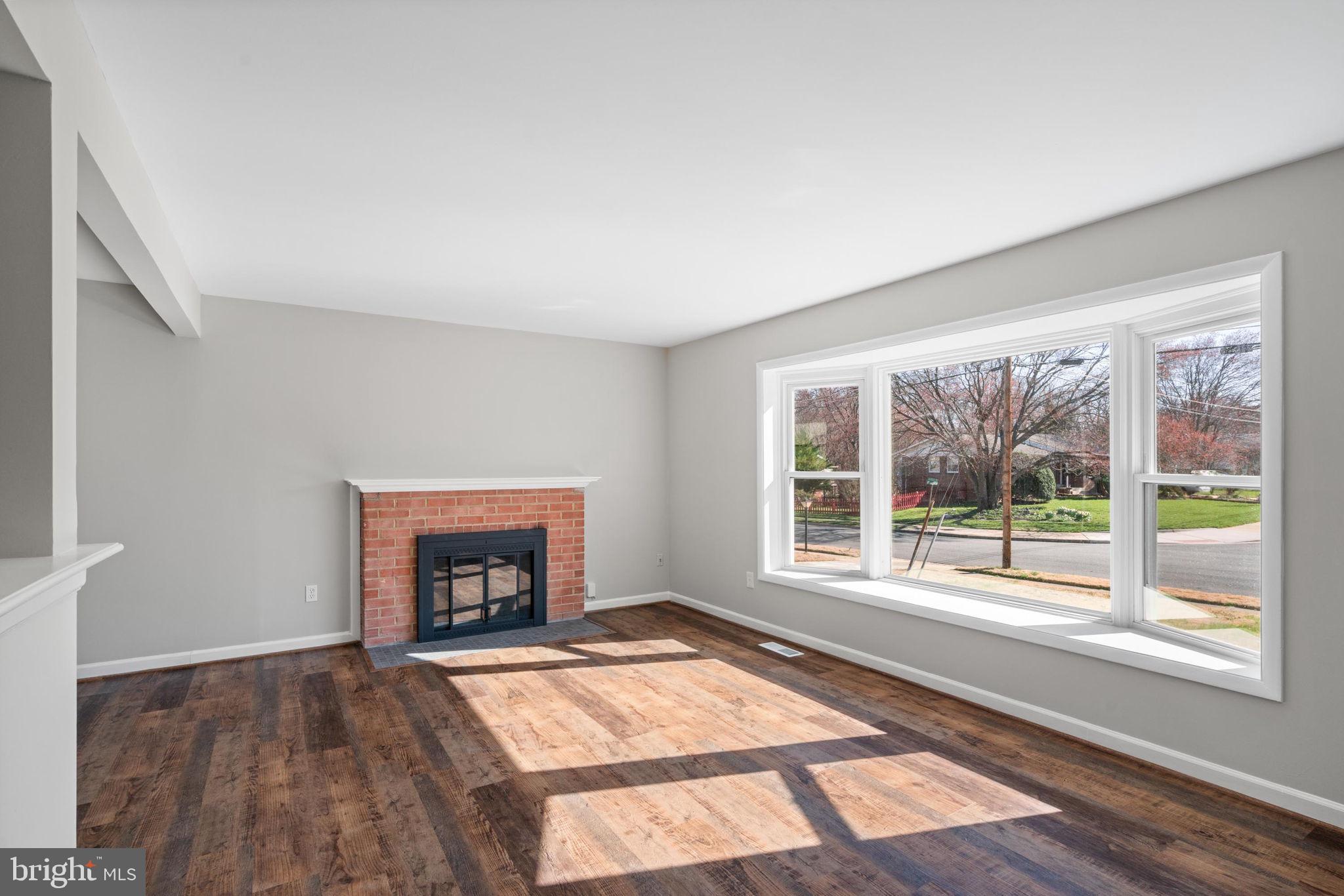 MONTICELLO WOODS - Residential