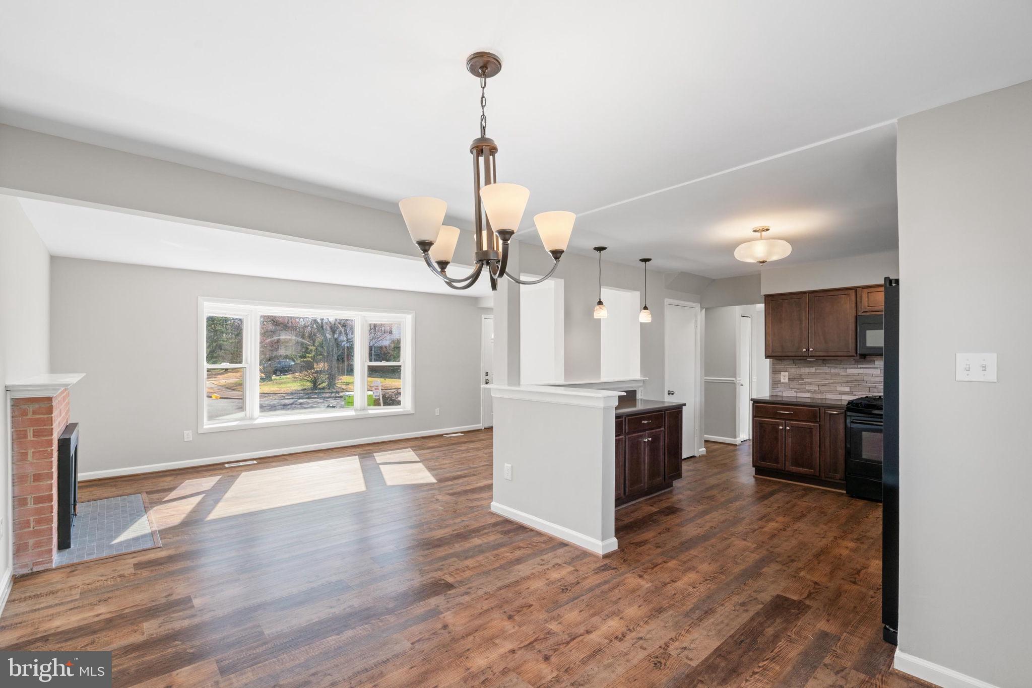 MONTICELLO WOODS - Residential