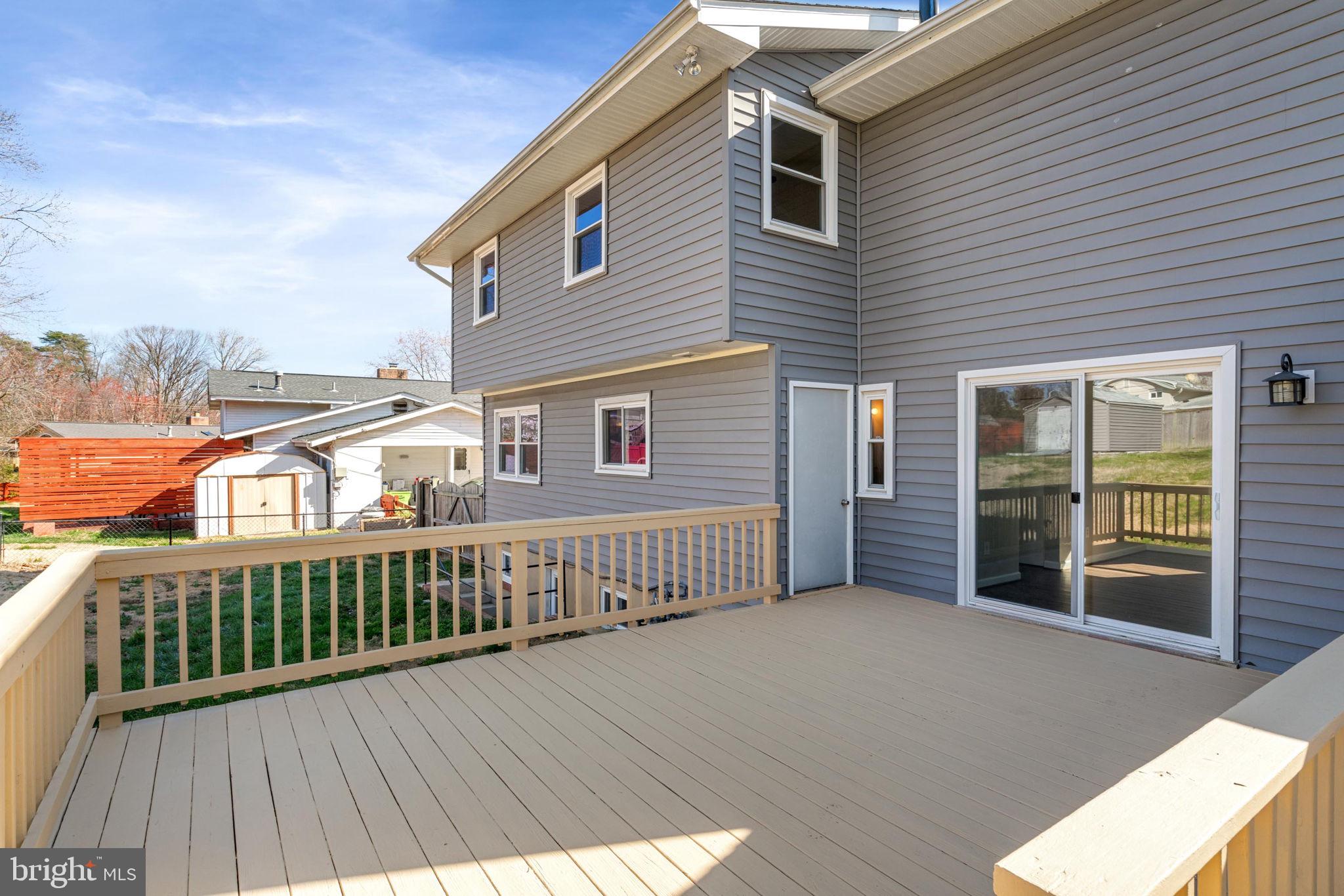 MONTICELLO WOODS - Residential