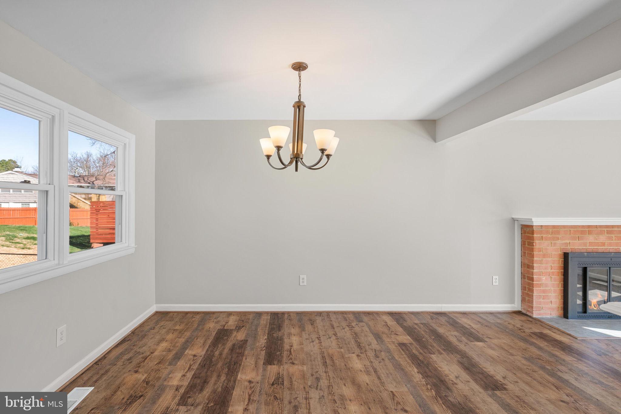 MONTICELLO WOODS - Residential