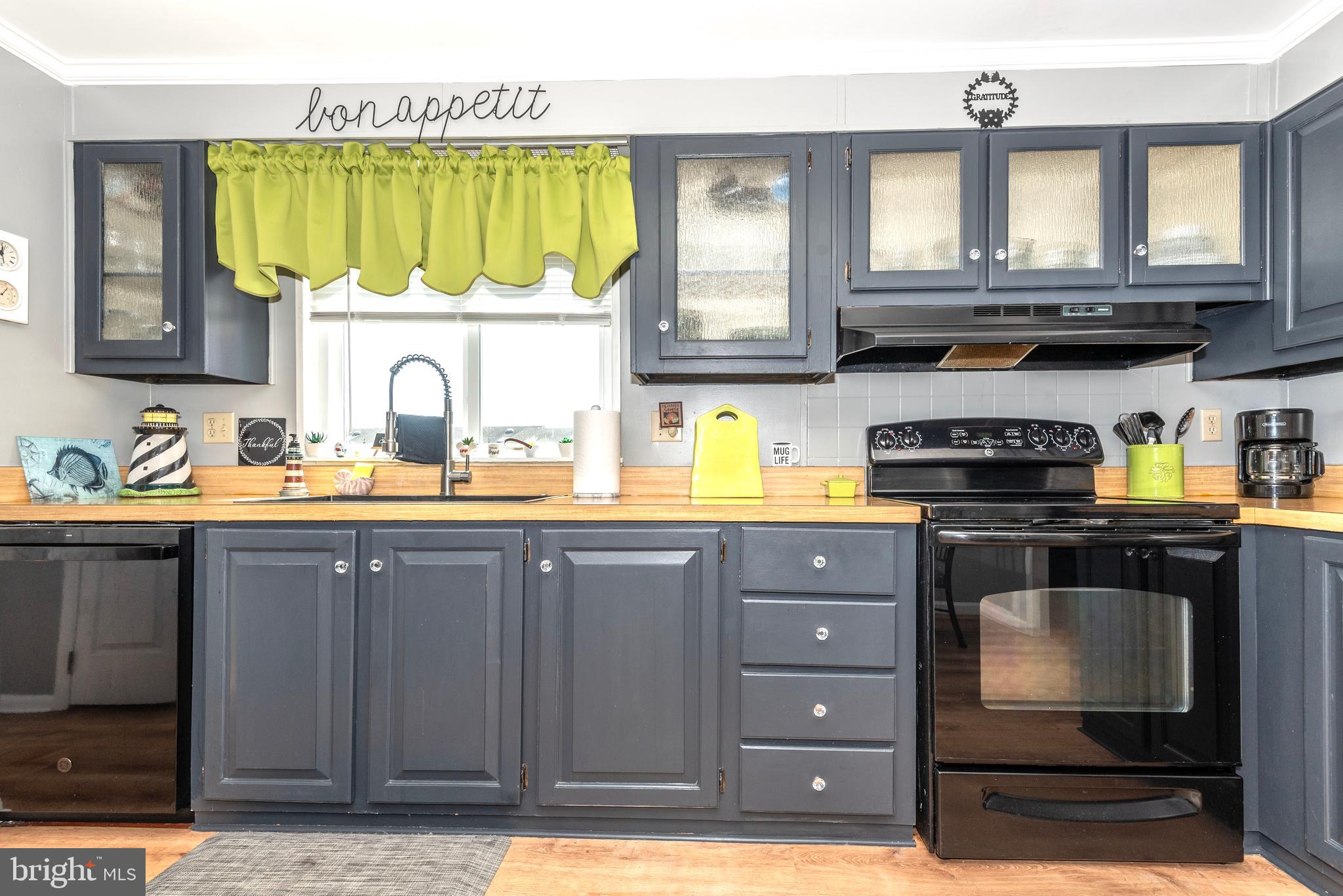 MYSTIC HARBOUR - Residential