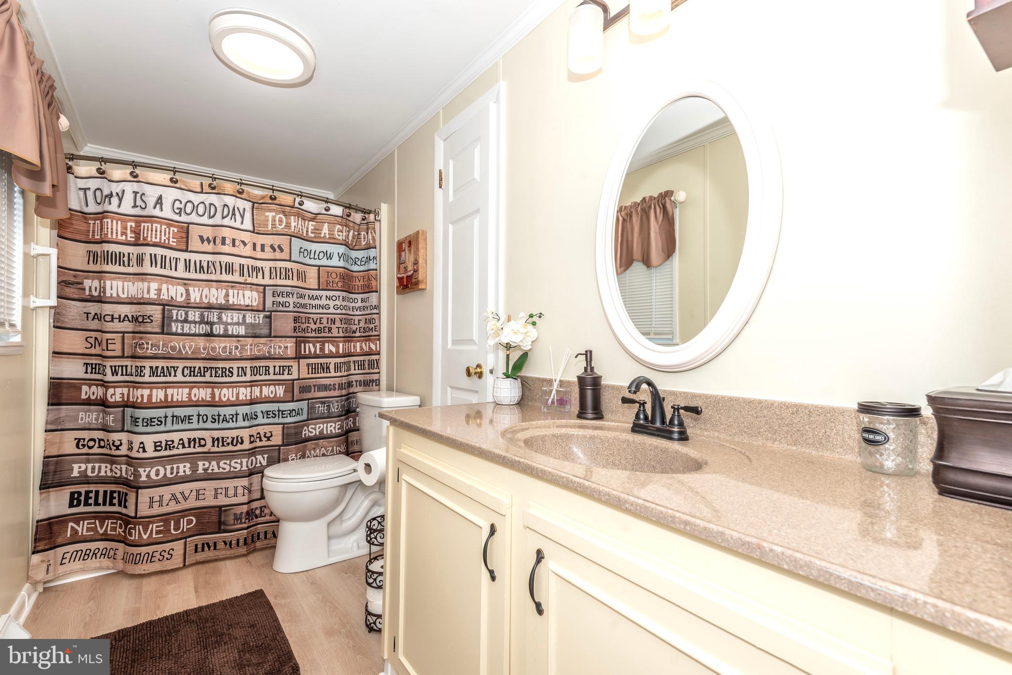 MYSTIC HARBOUR - Residential