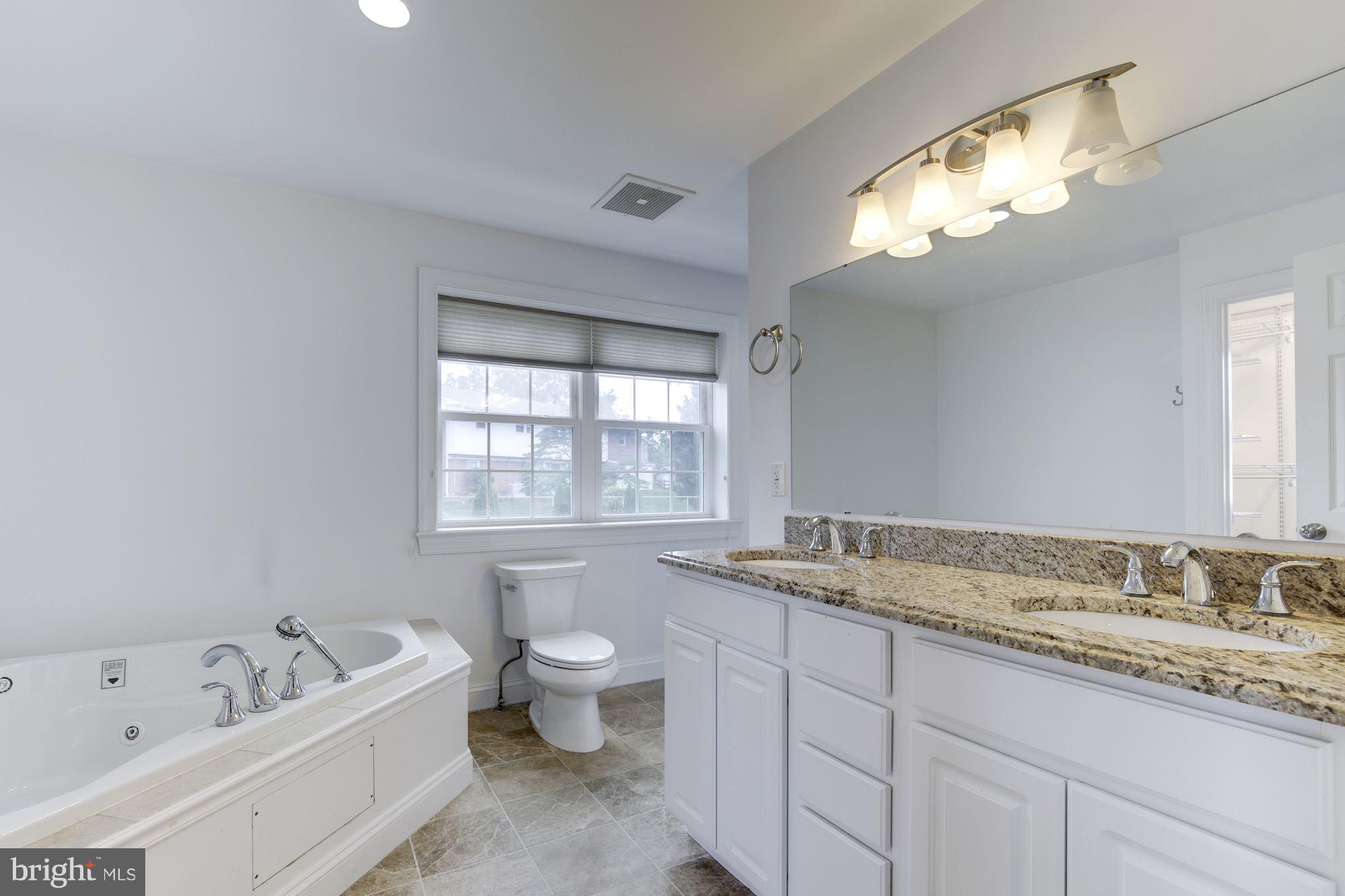 FOXHALL - Residential