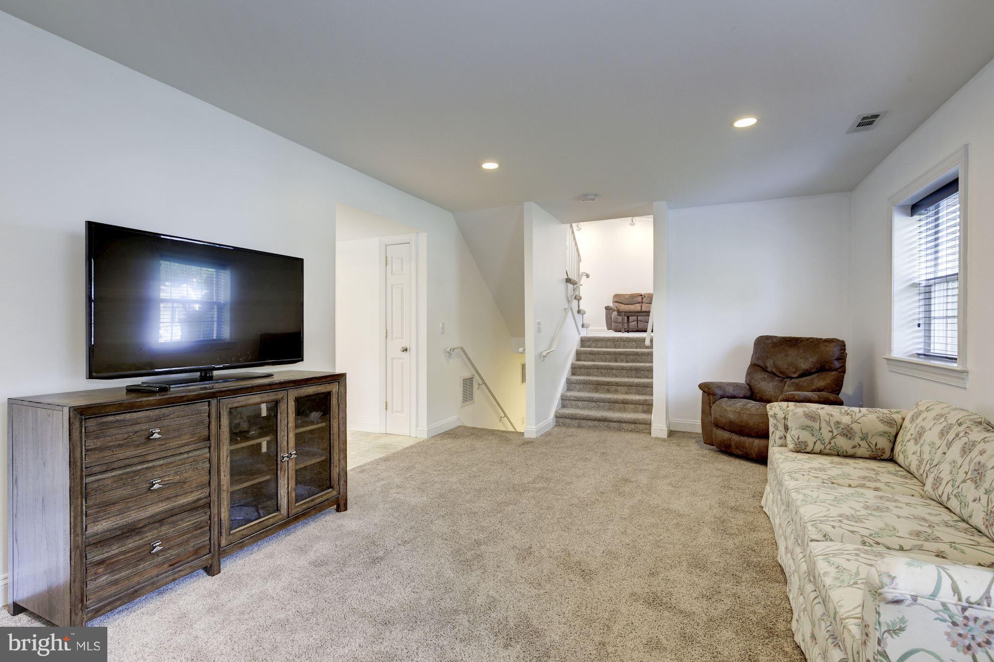 FOXHALL - Residential