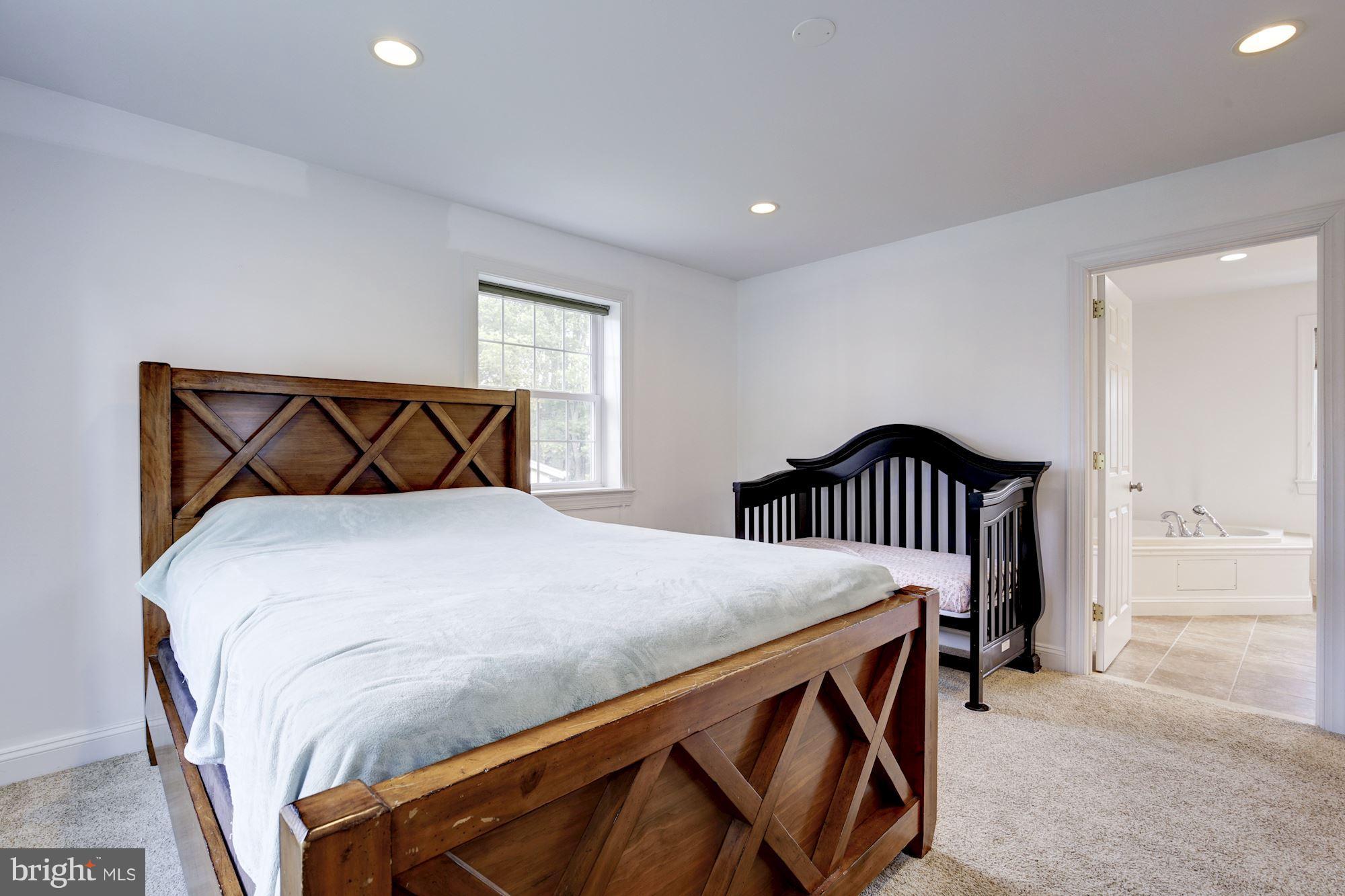 FOXHALL - Residential