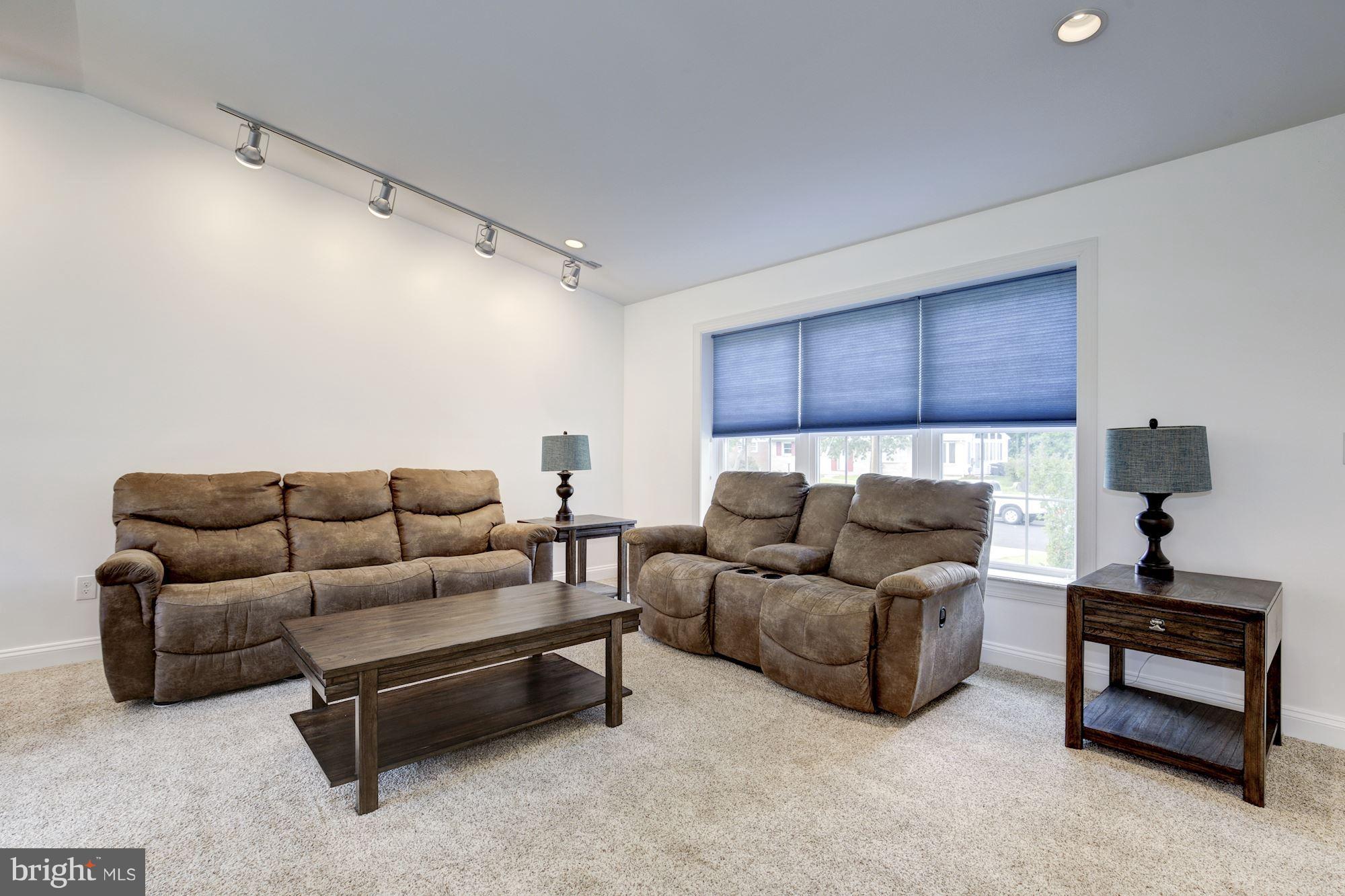 FOXHALL - Residential