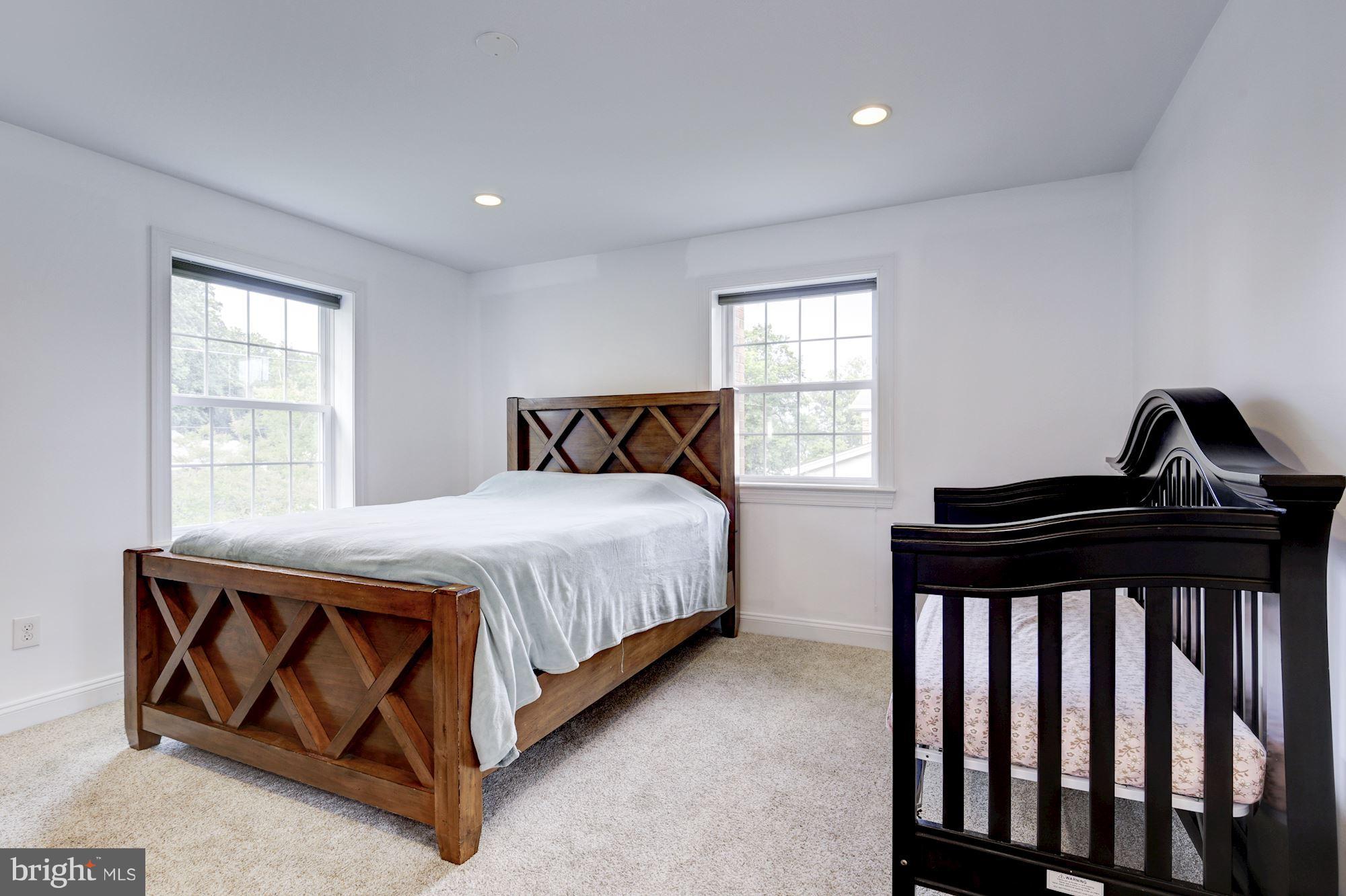 FOXHALL - Residential