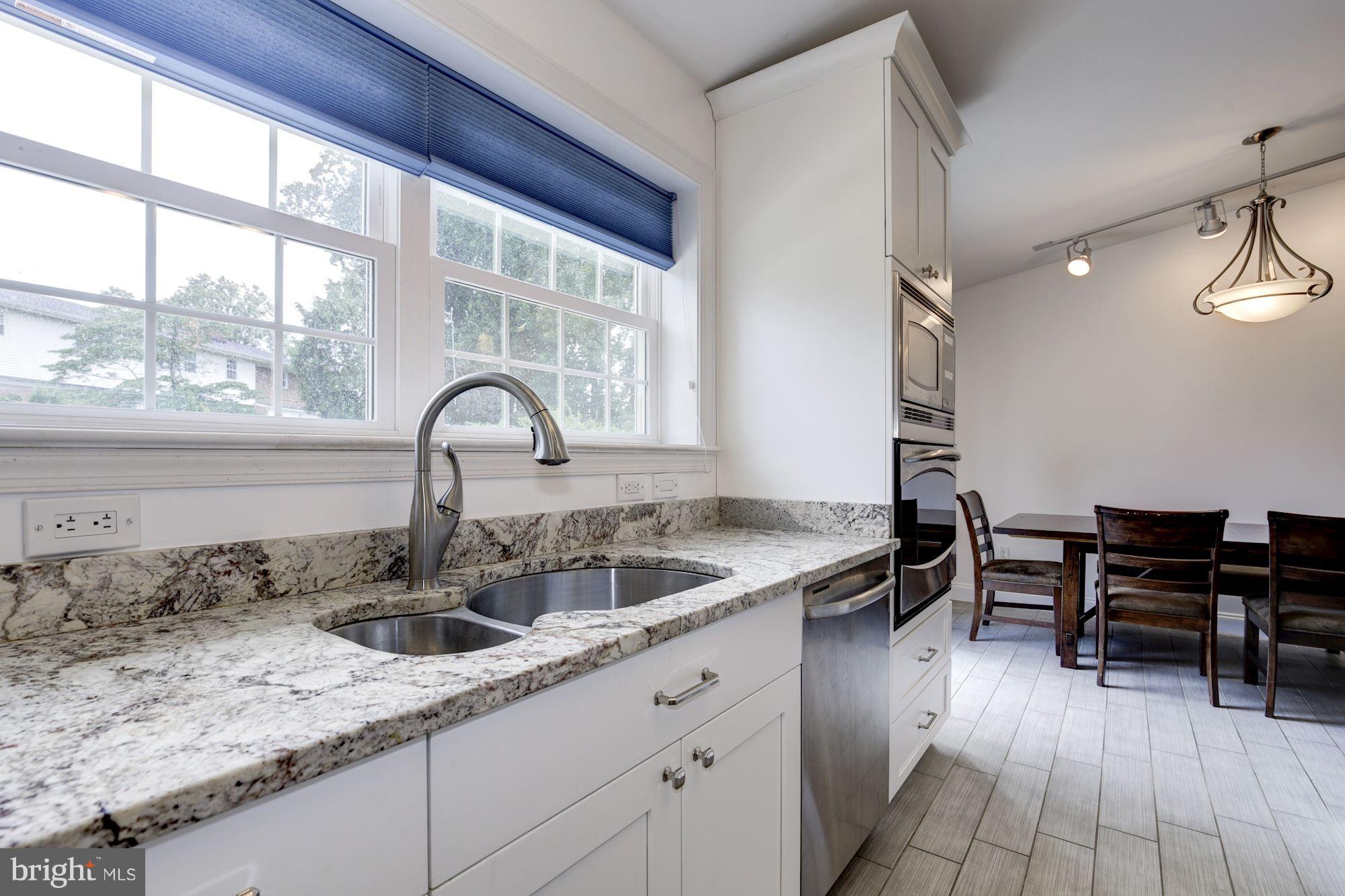 FOXHALL - Residential