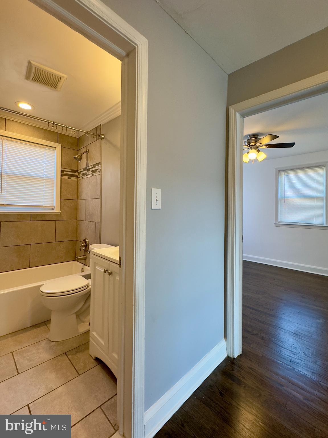 MIDDLE RIVER - Residential Lease