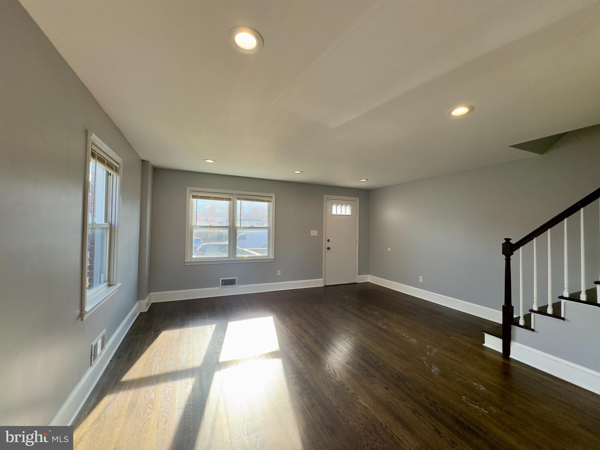 MIDDLE RIVER - Residential Lease