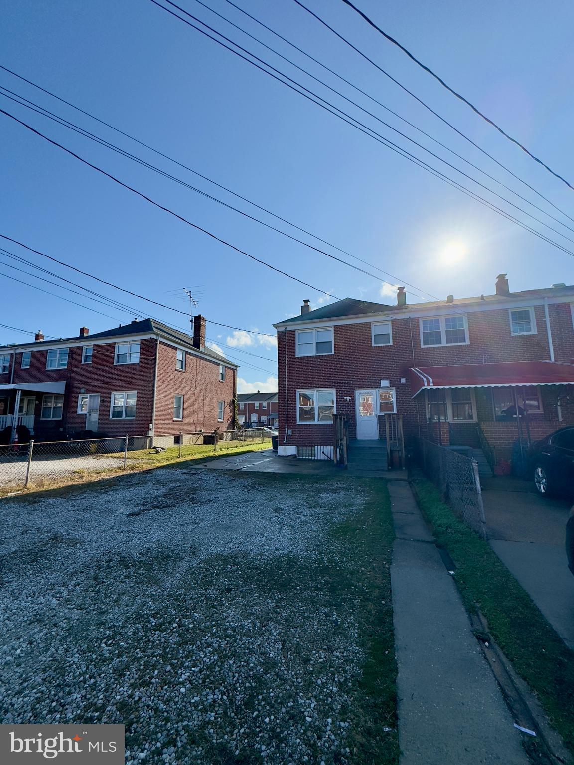 MIDDLE RIVER - Residential Lease