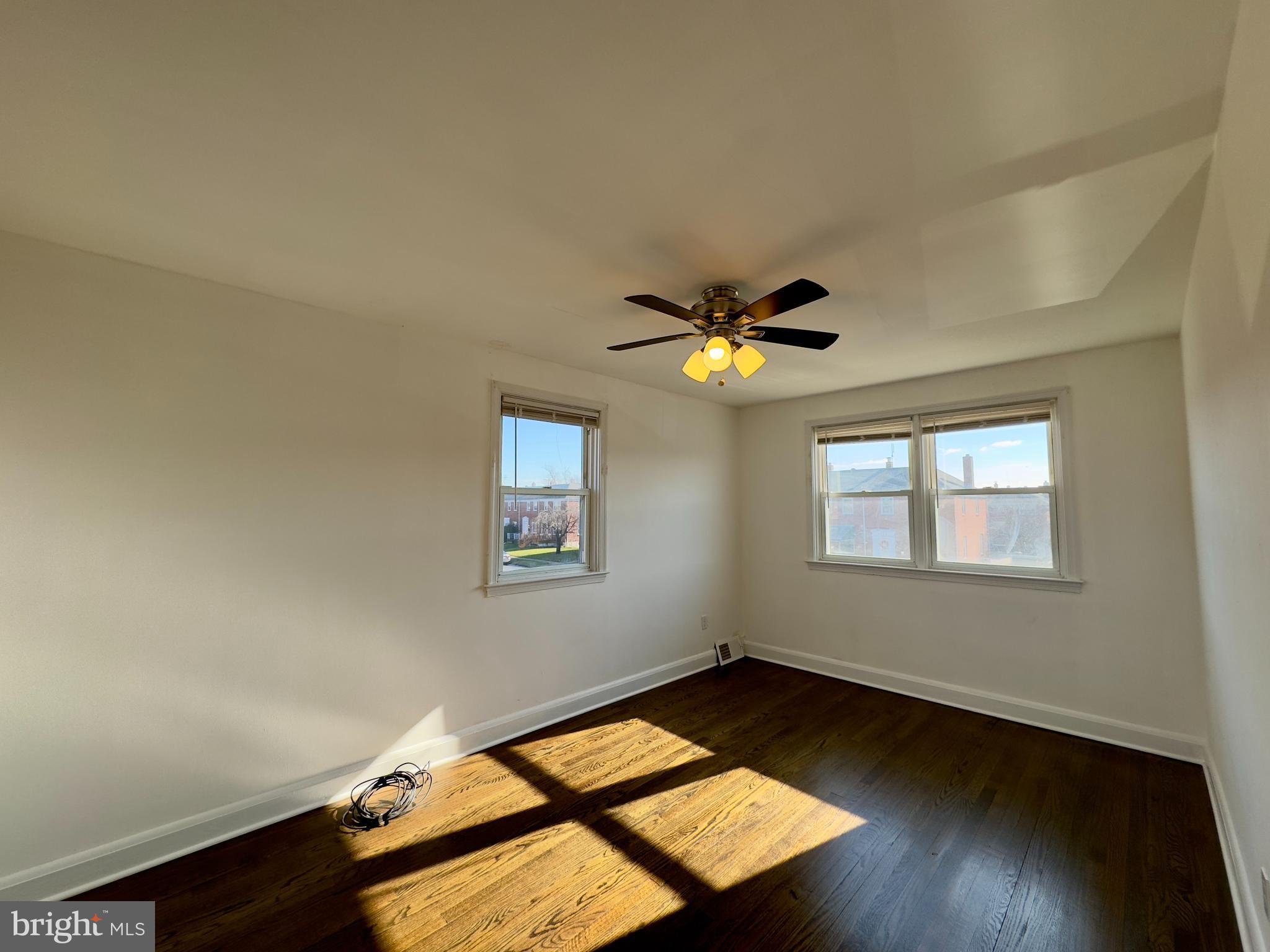 MIDDLE RIVER - Residential Lease