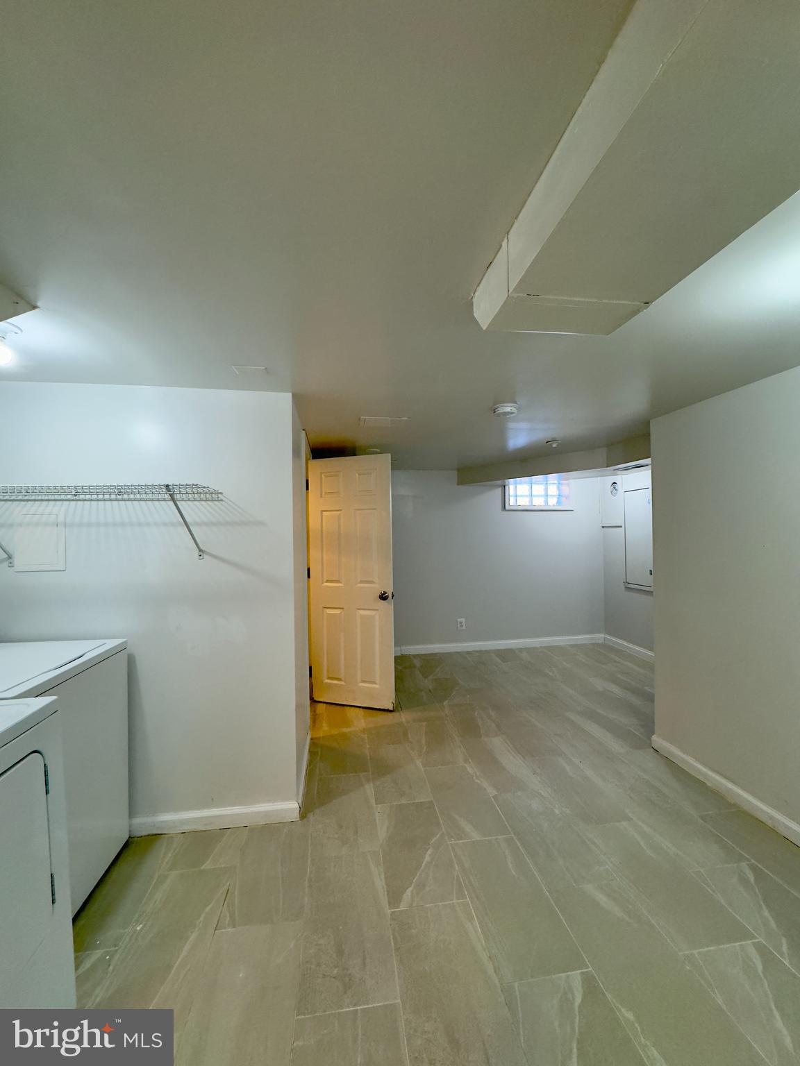 MIDDLE RIVER - Residential Lease