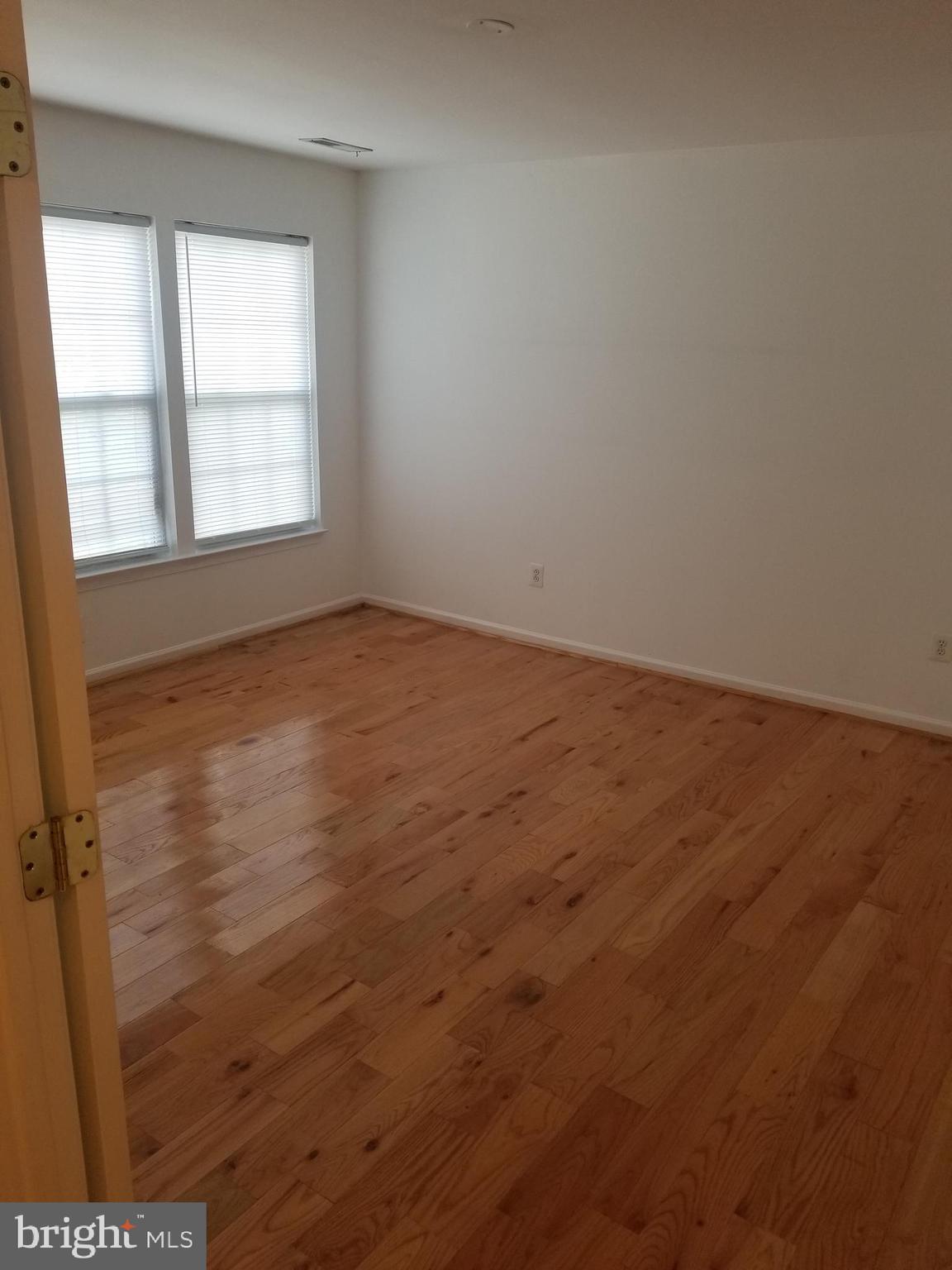 WATERS EDGE - Residential