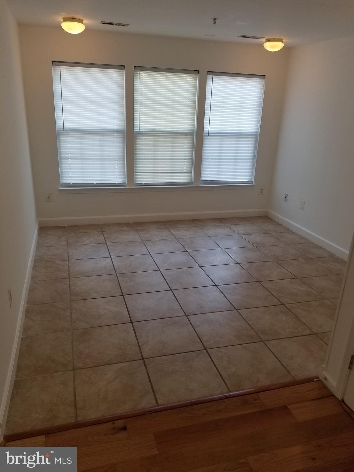 WATERS EDGE - Residential