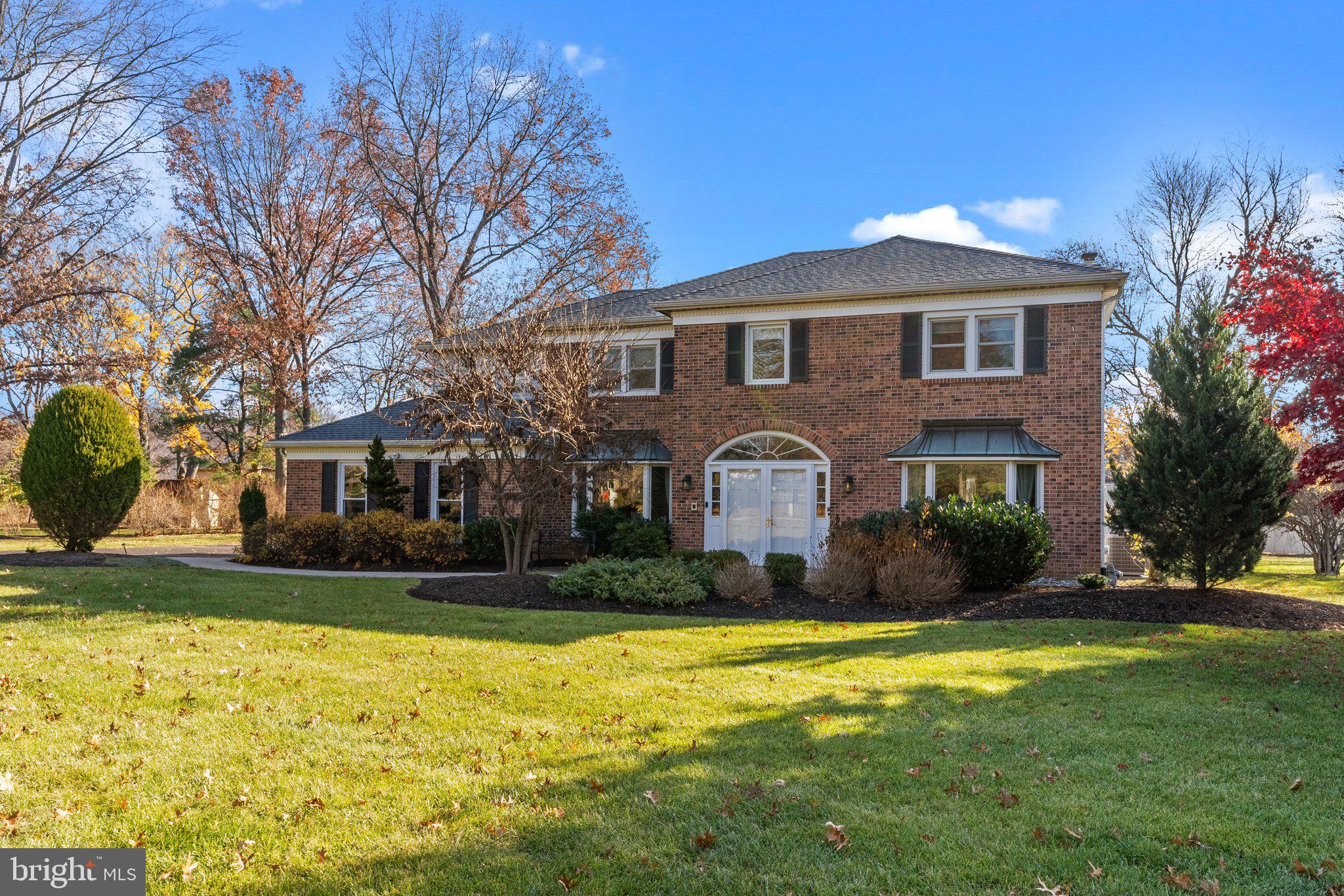 GWYN LYN - Residential