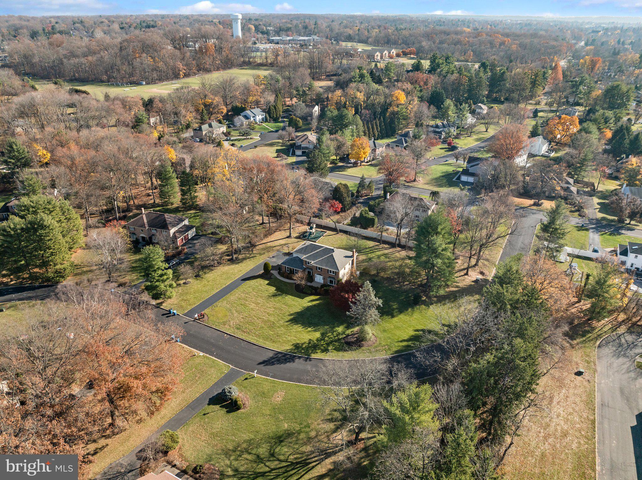 GWYN LYN - Residential