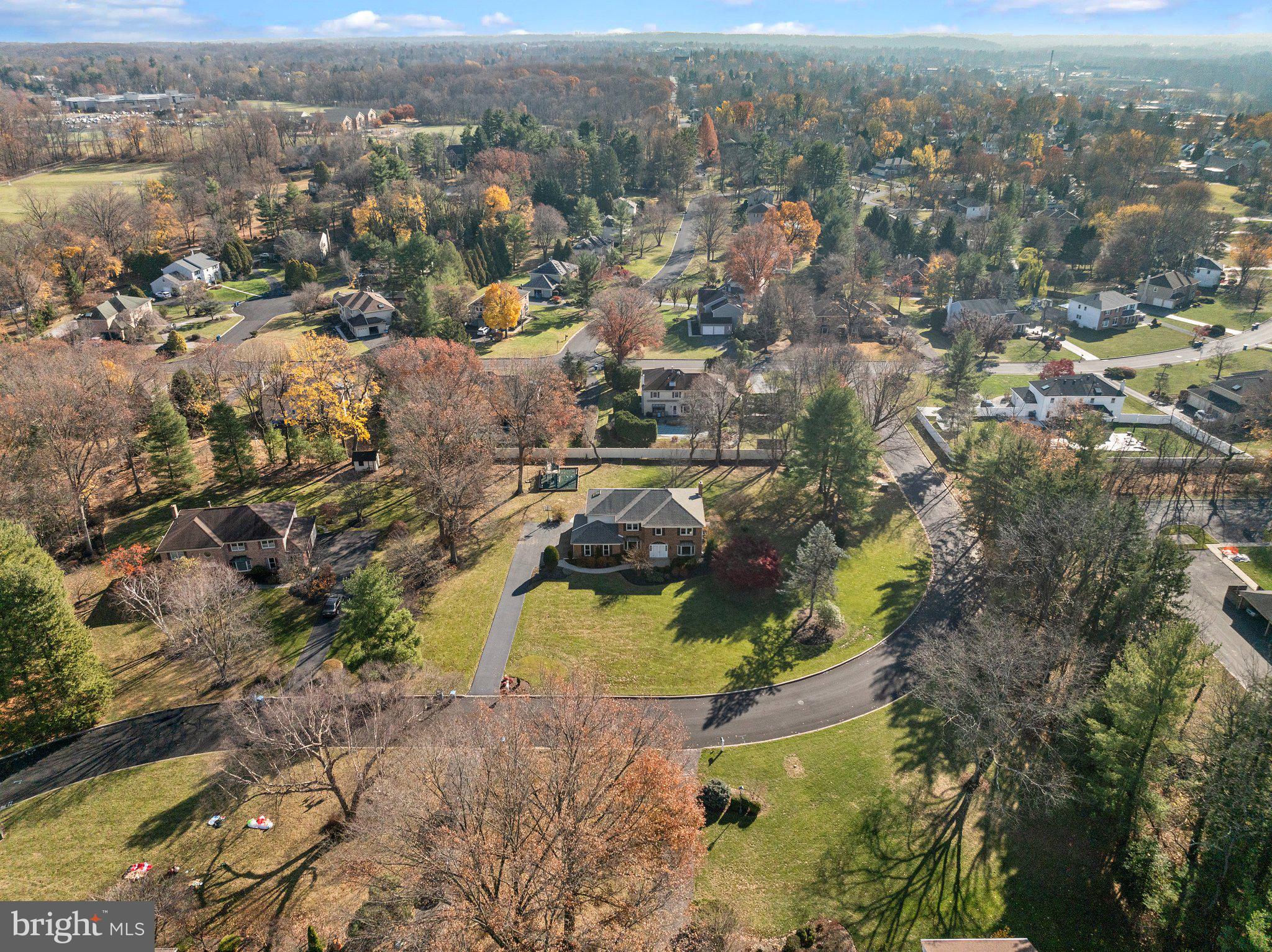 GWYN LYN - Residential