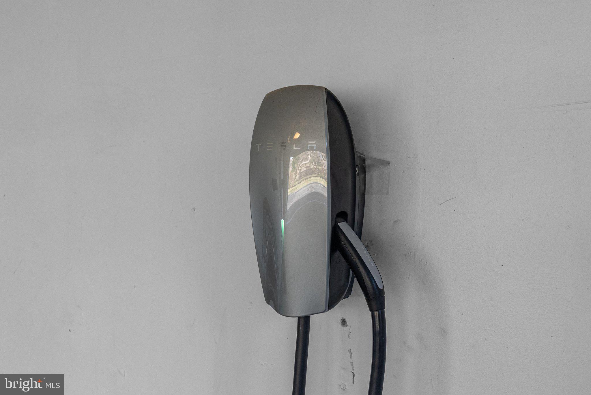 GWYN LYN - Residential