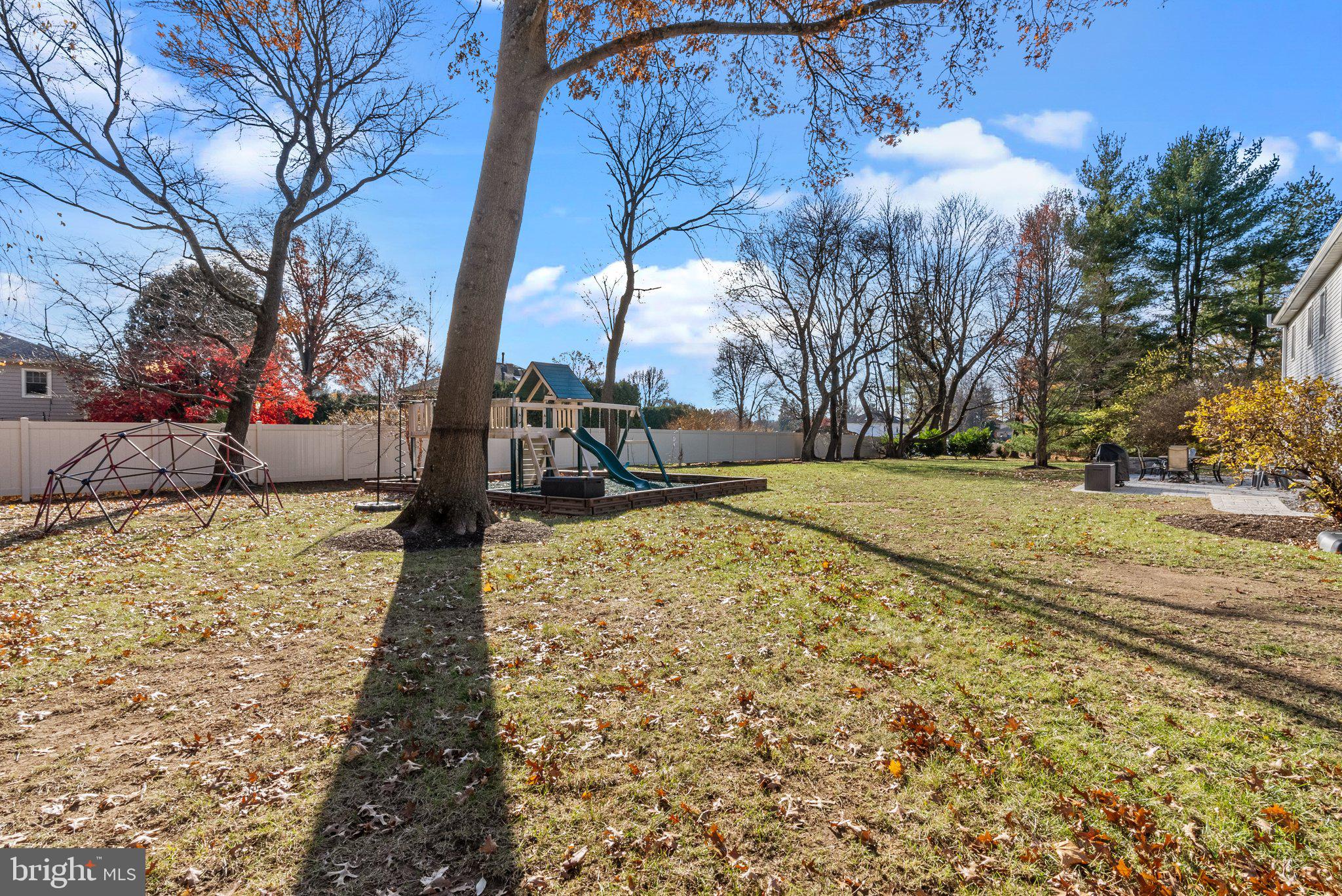 GWYN LYN - Residential