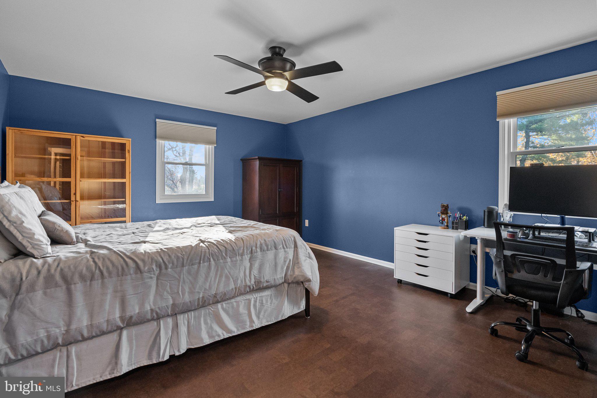 GWYN LYN - Residential