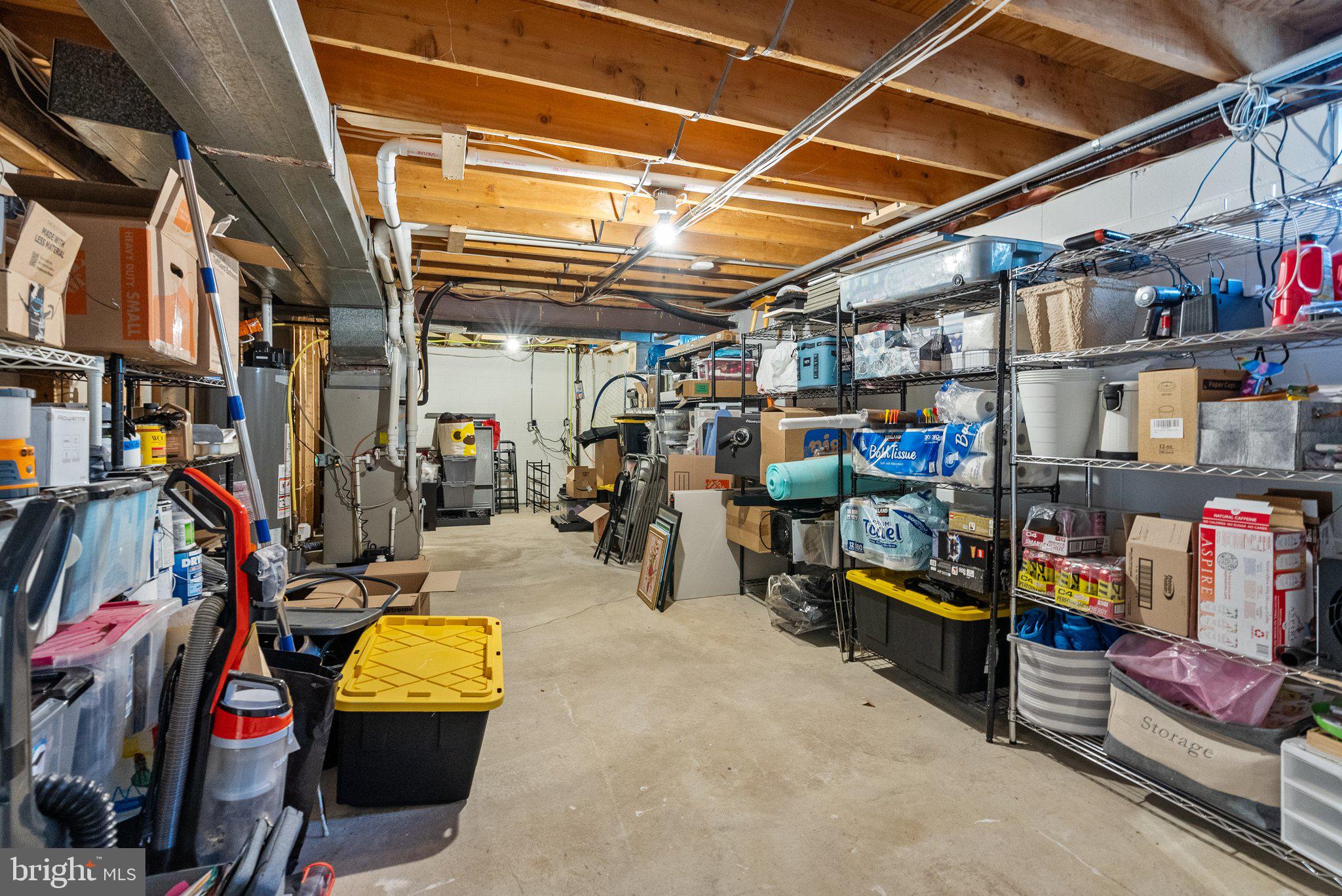 GWYN LYN - Residential