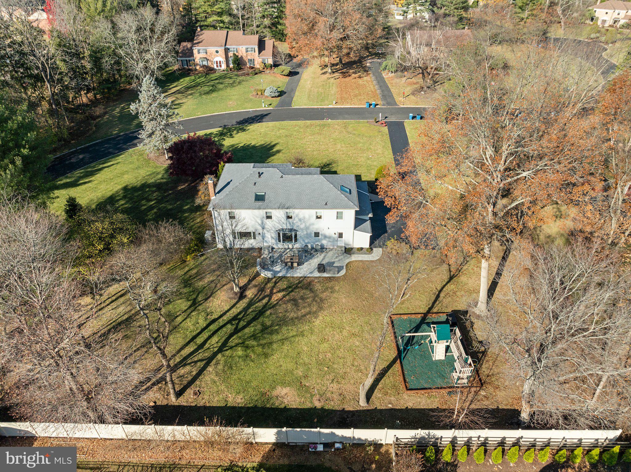 GWYN LYN - Residential