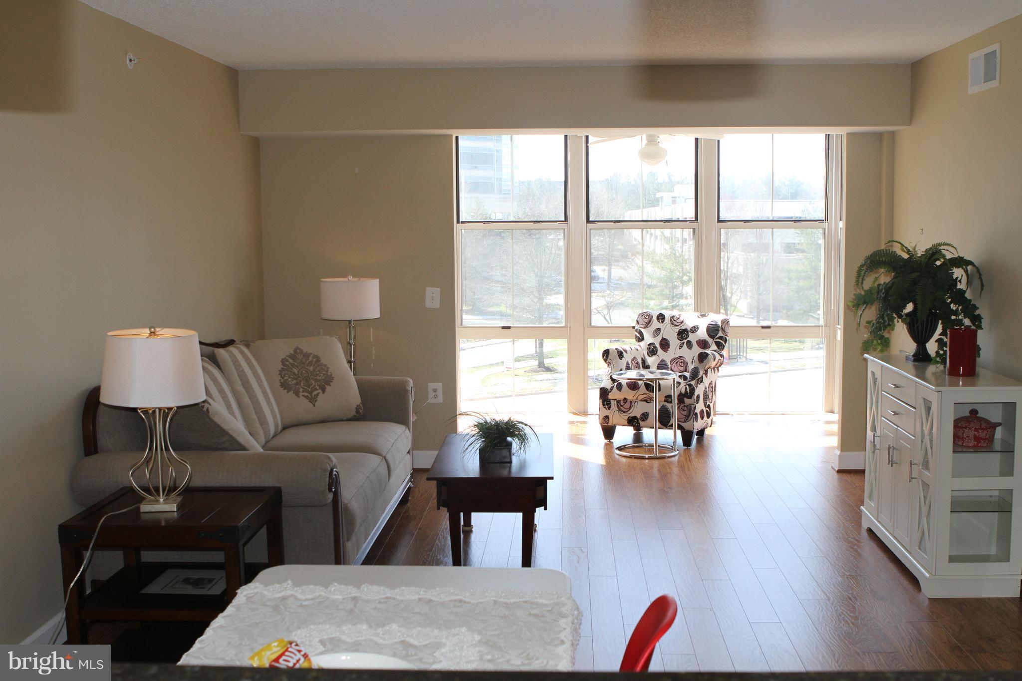 CARLTON HOUSE - Residential Lease