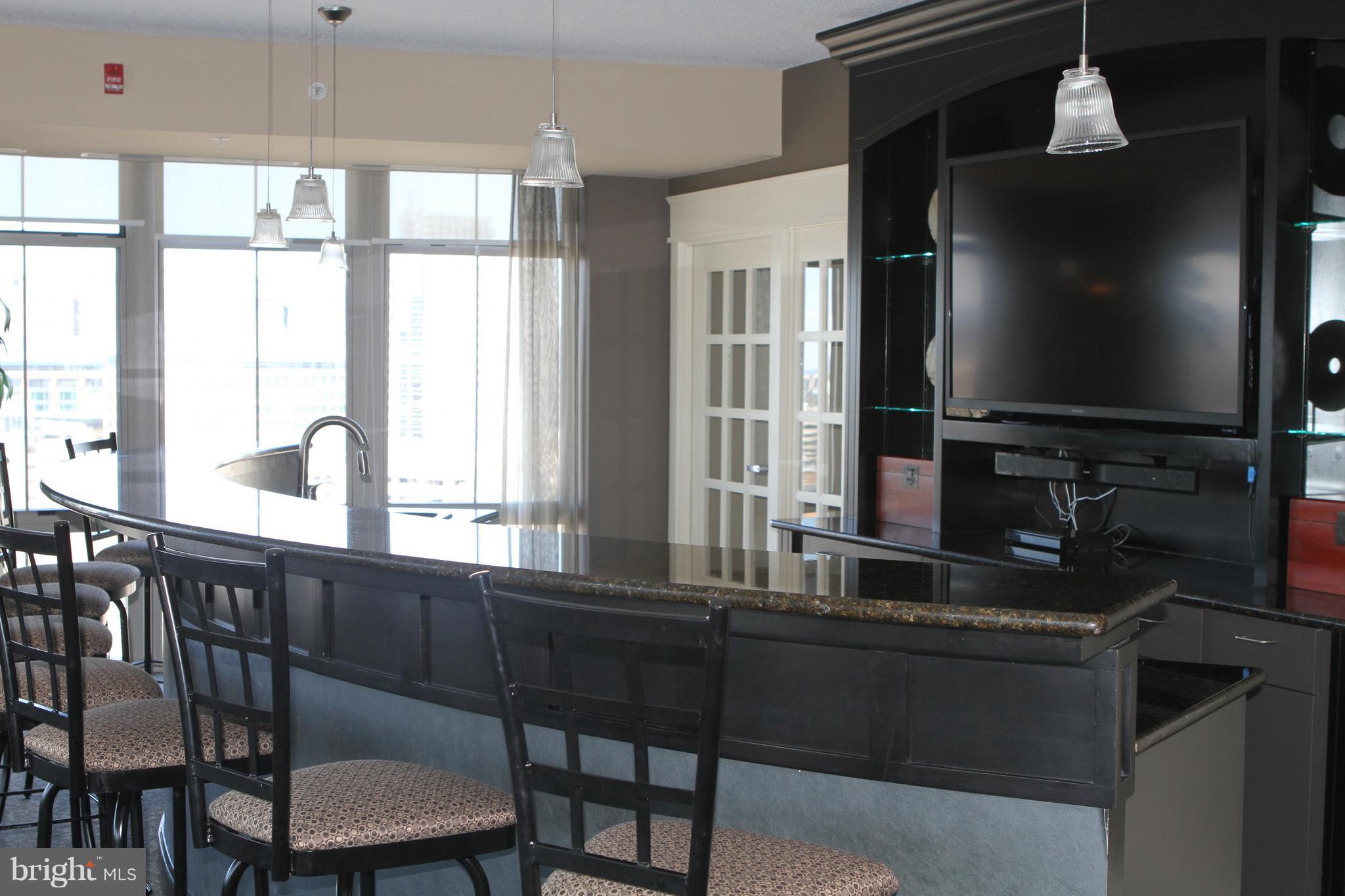 CARLTON HOUSE - Residential Lease