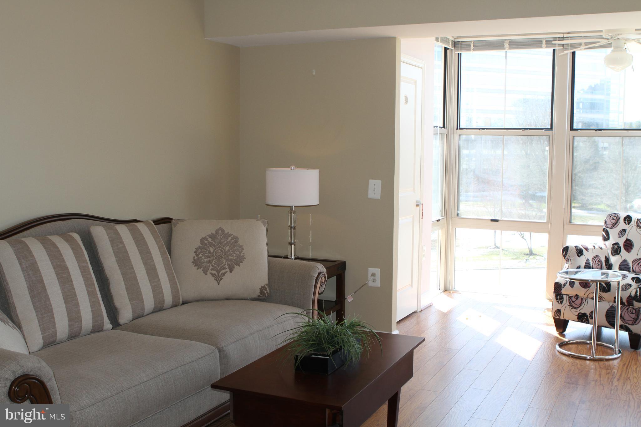 CARLTON HOUSE - Residential Lease